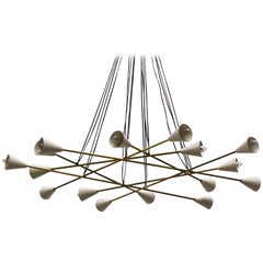 Italian Design Midcentury Chandelier in Brass from Stilnovo, 1950s, White Gold