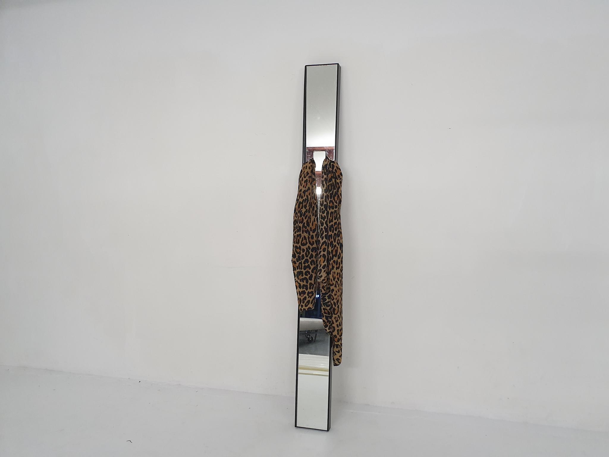 Italian design mirror by Luciano Bertoncini, 1980's 1