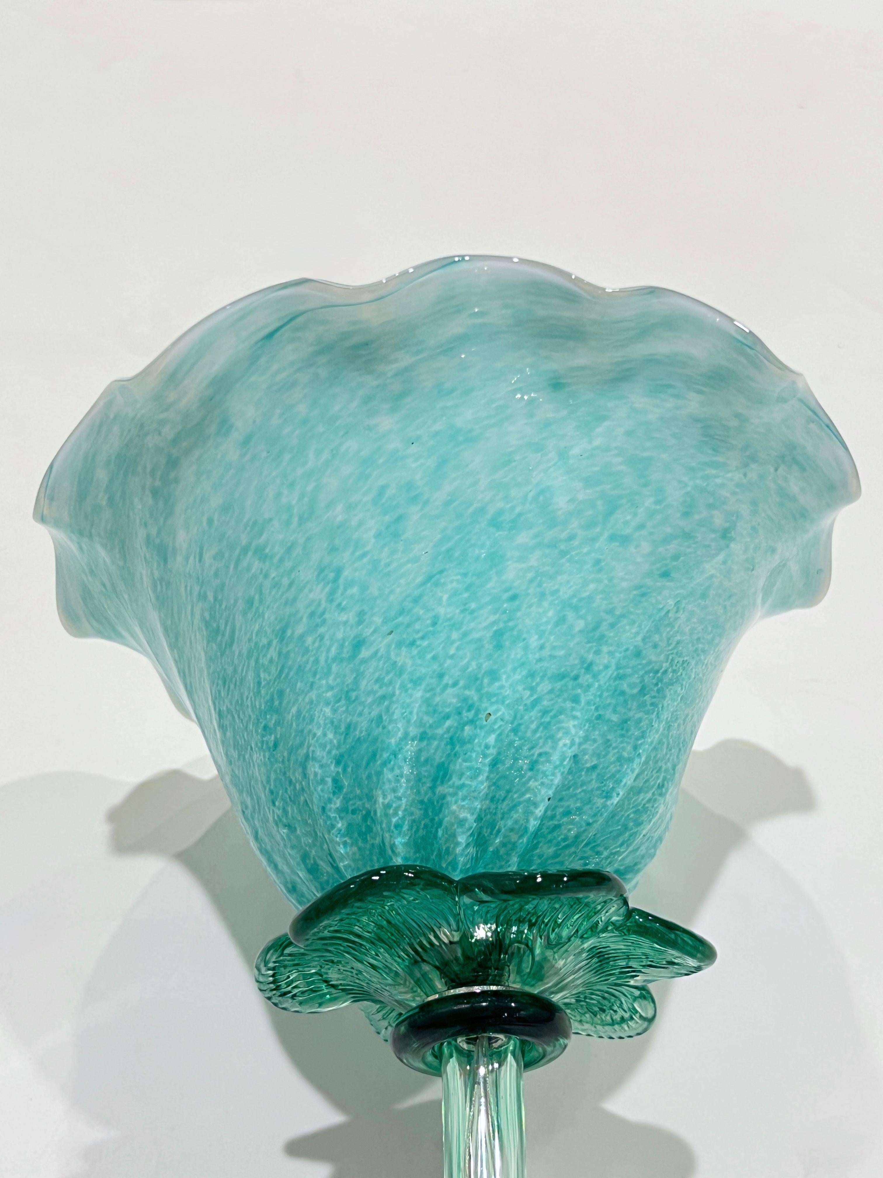 Lampe vase/table moderne italienne aigue-marine verte Art Glass Lit Flower en vente 3