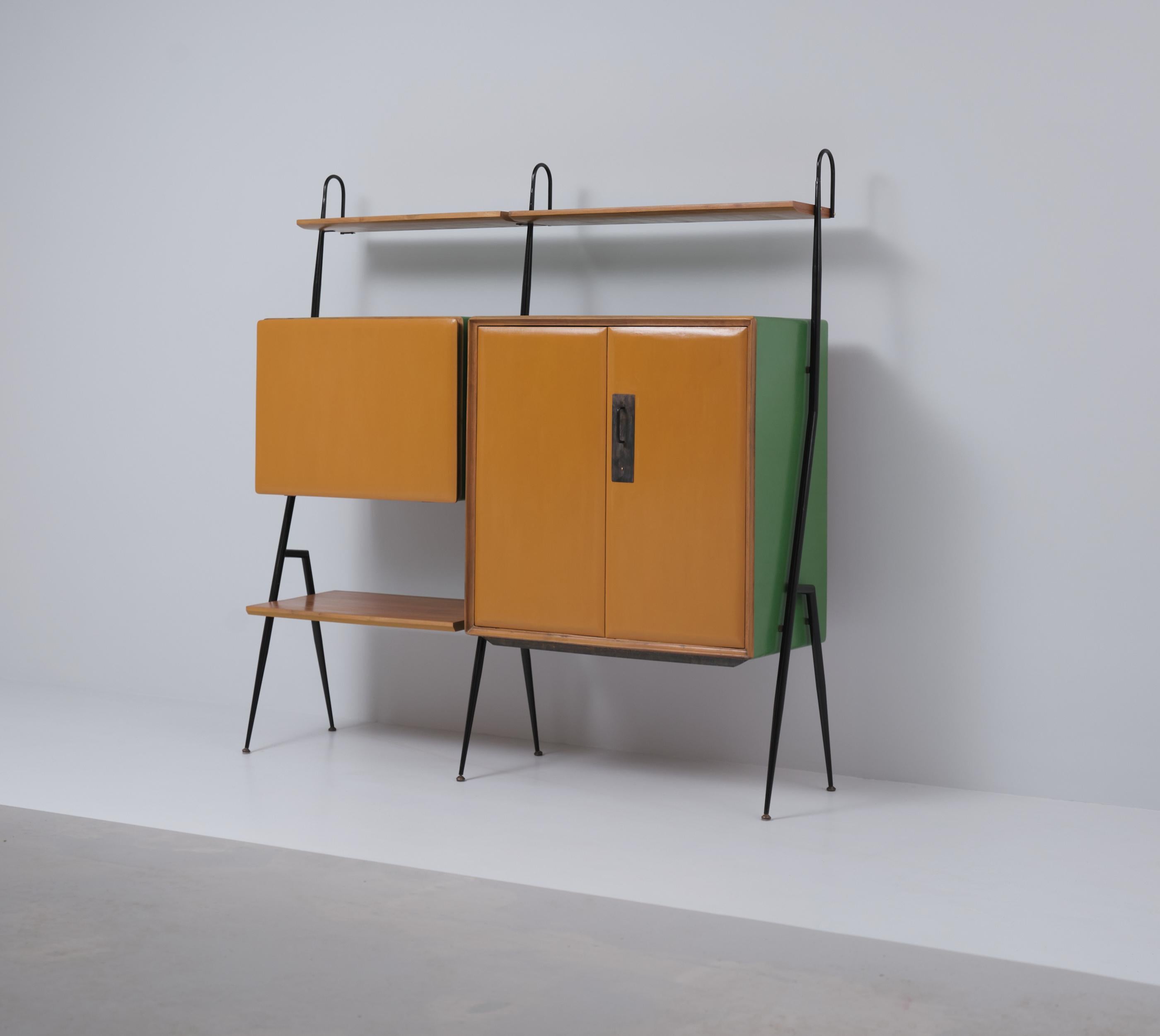 Italian Design Modular Bookcase by Silvio Cavatorta - Enhanced by RETRO4M For Sale 2