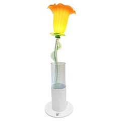 Lampe de vase/table italienne moderne organique orange Art Glass Lit Flower White