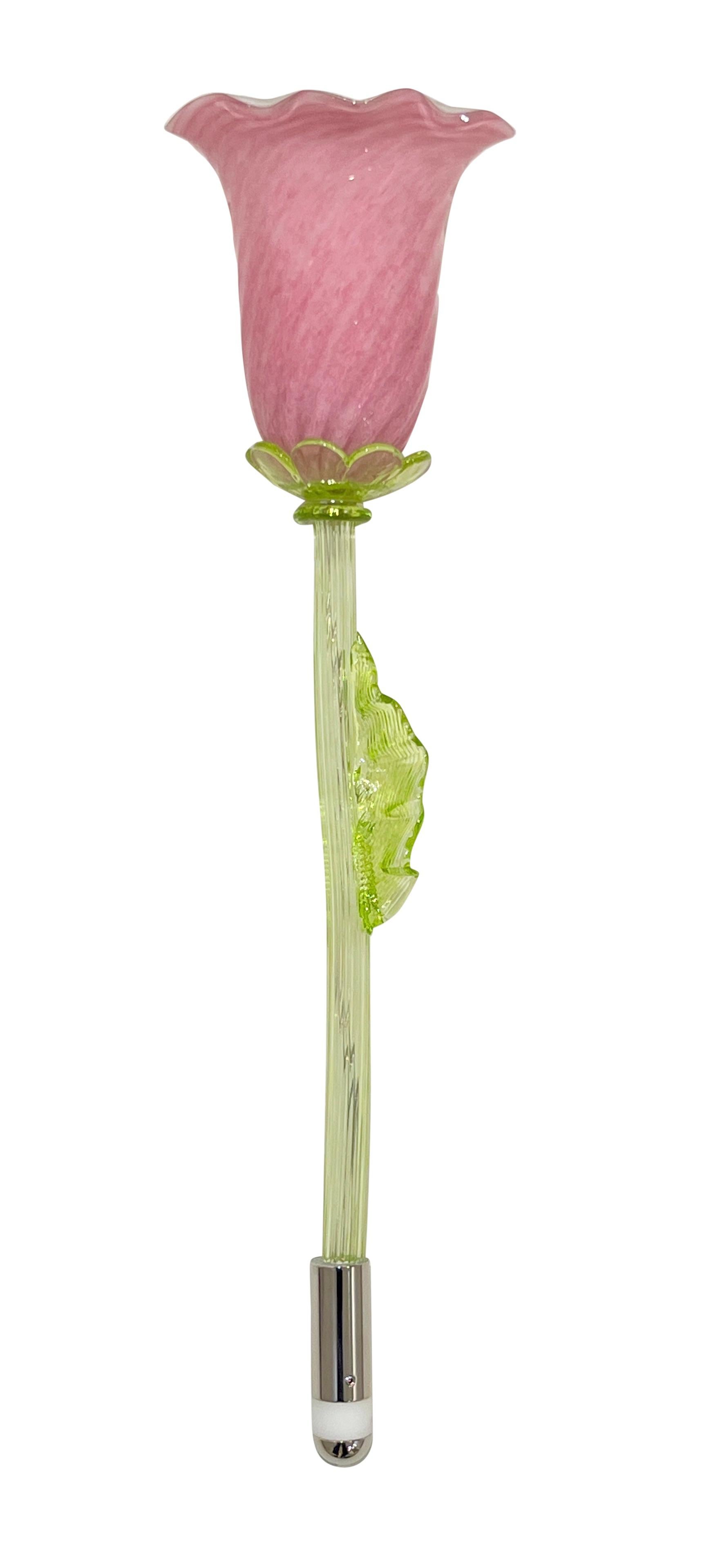 Organique Vase/Lampe de table italienne moderne organique rose Art Glass Lit Flower White en vente