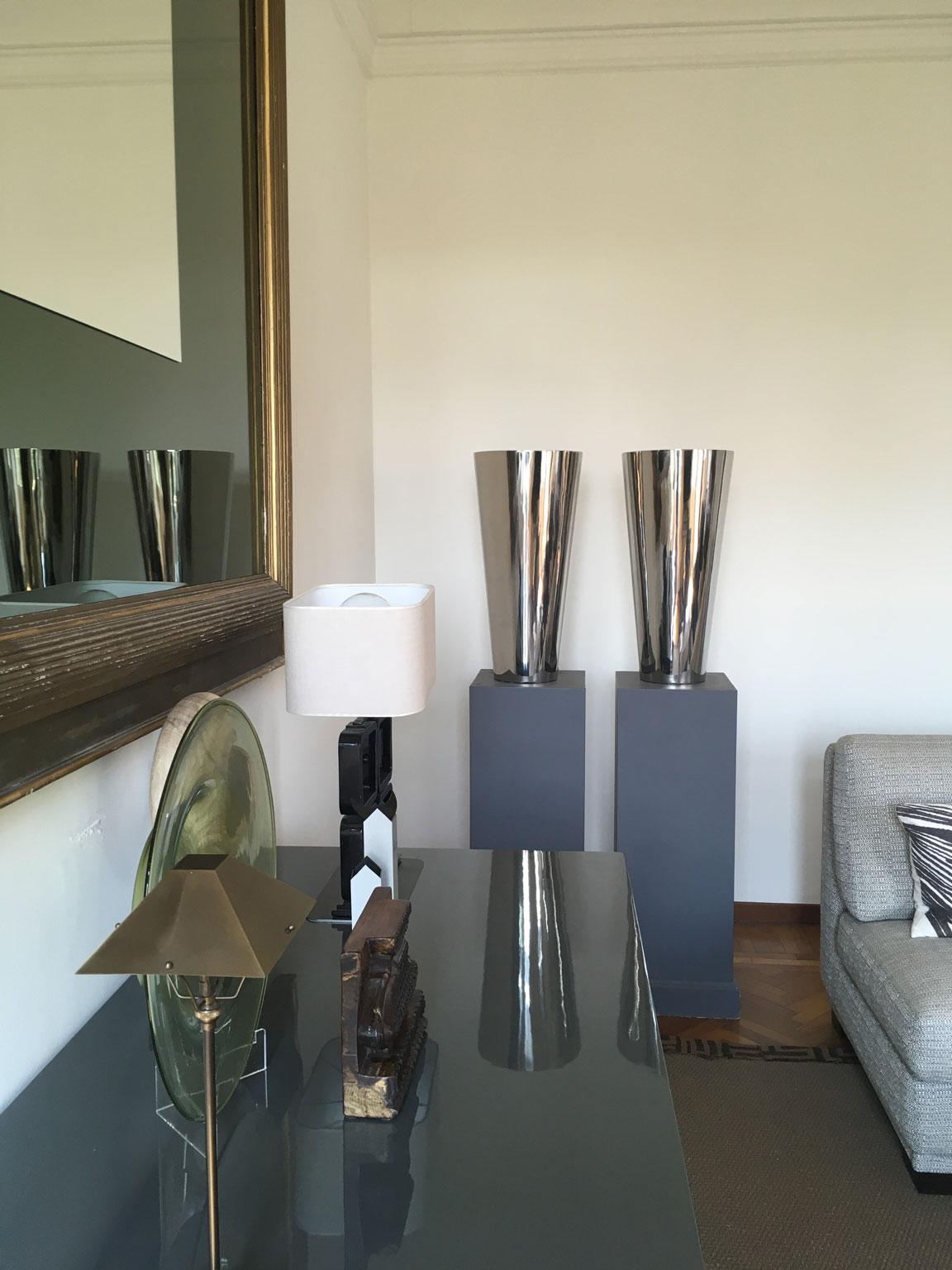 Italian Design Pair Metal Chrome Finish Vases For Sale 9