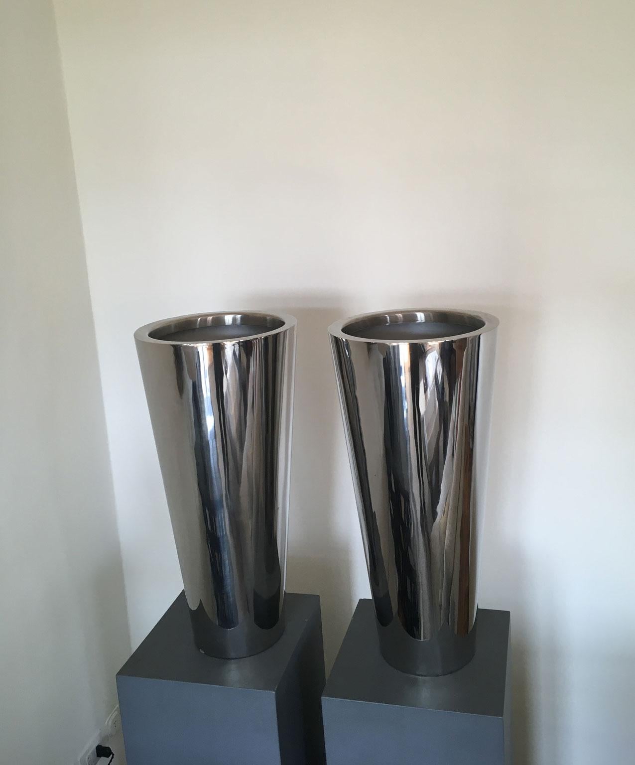 Contemporary Italian Design Pair Metal Chrome Finish Vases For Sale