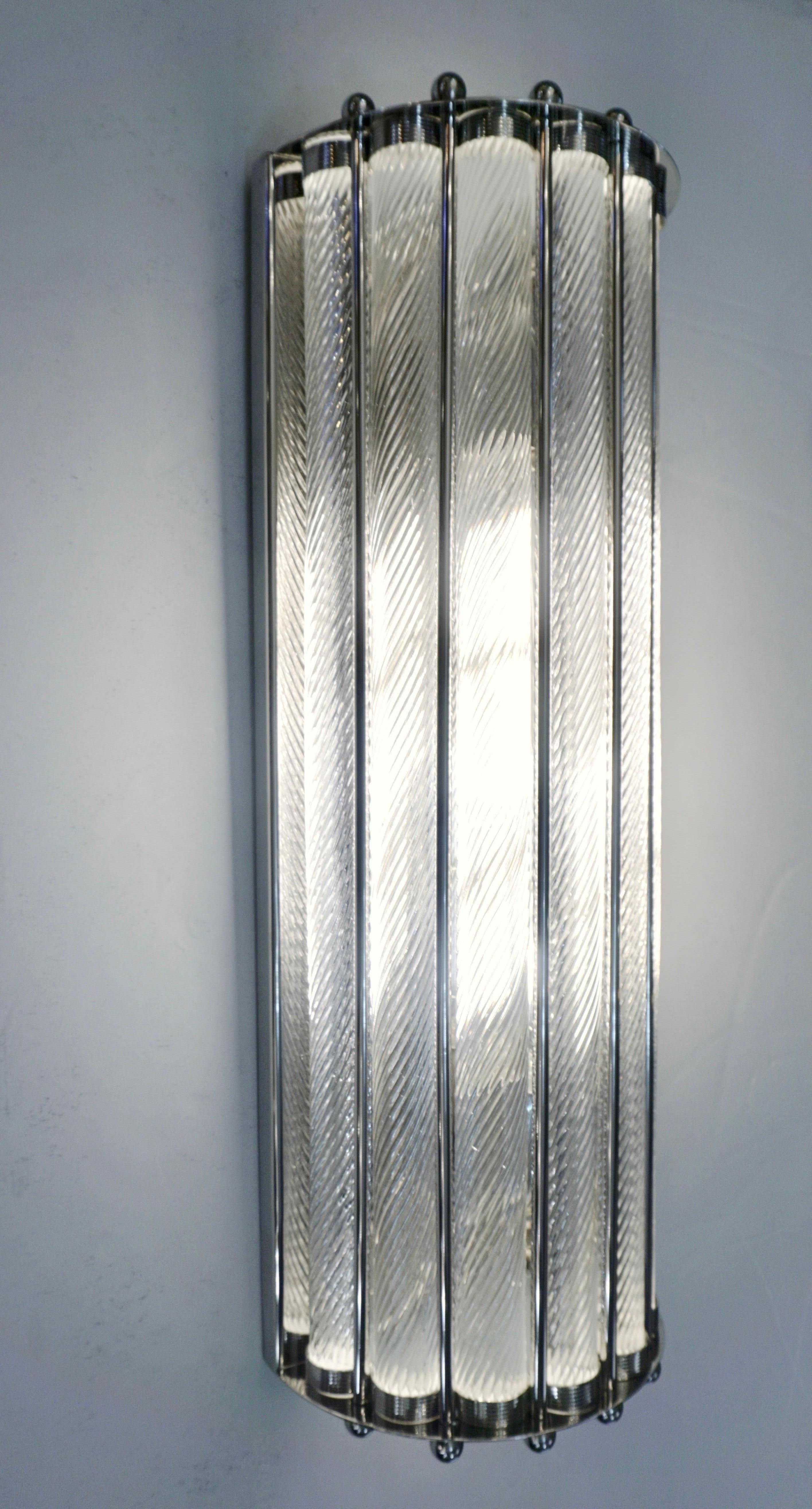 Italienisches Design Paar Kristall Murano Glas Halbmond Nickel Finish Wandleuchter im Zustand „Neu“ im Angebot in New York, NY