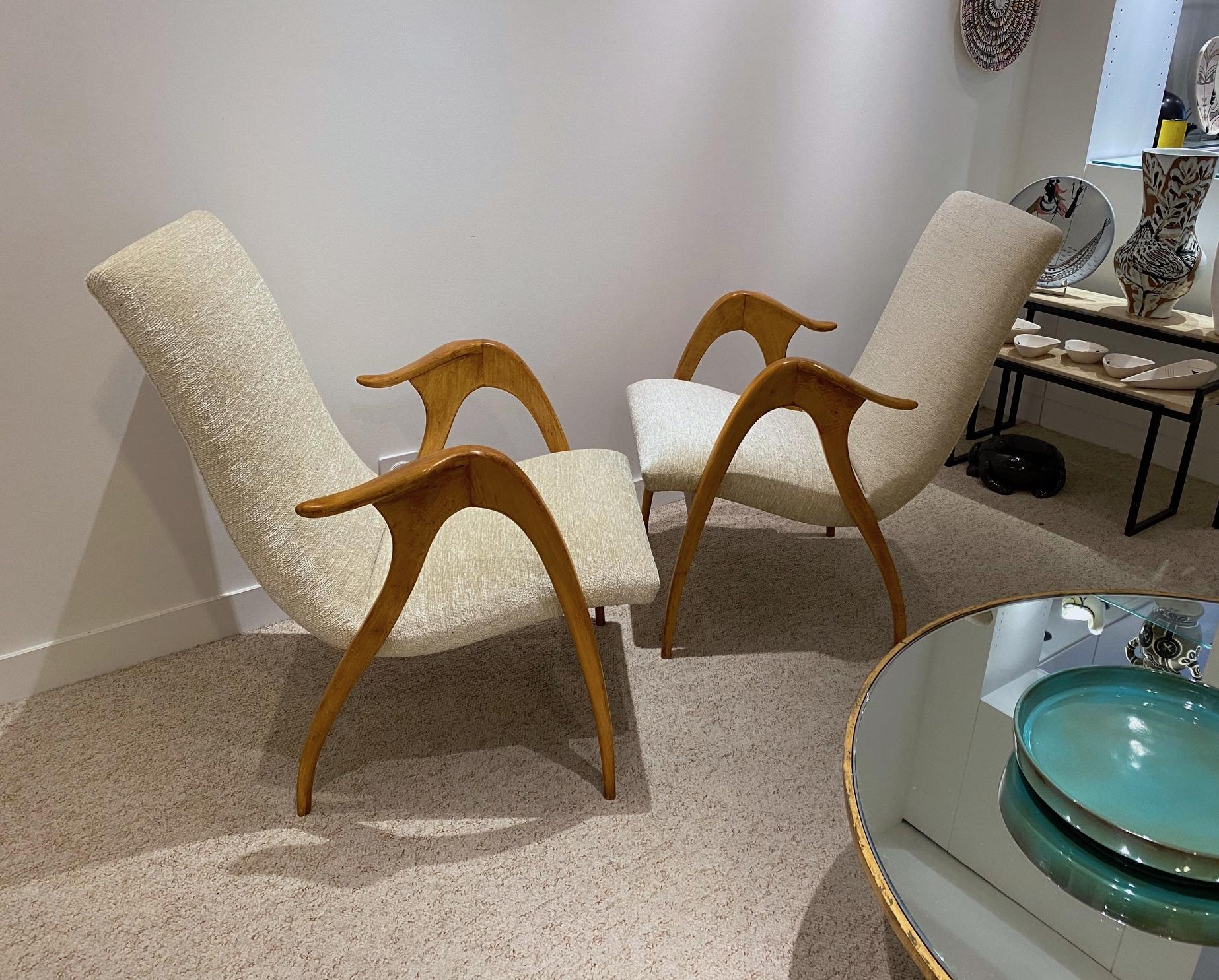 Mid-20th Century Italian Design Pair of Maple Wood Chairs by Malatesta and Masson, Italy, 1950s