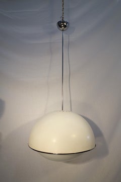 Ciondolo di design italiano di Fontana Arte Model 2492 Ca 1960