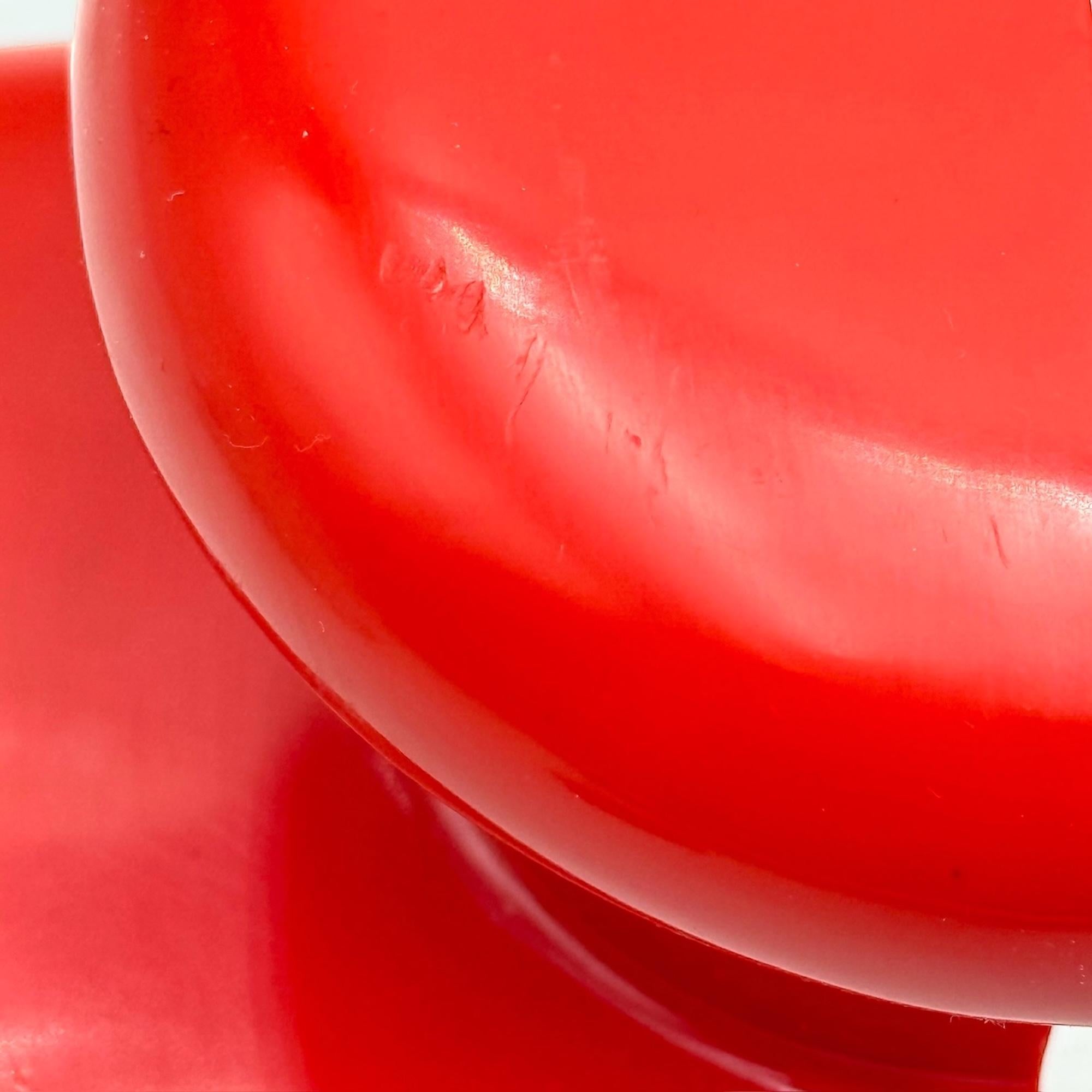 Colgadores de pared rojos de diseño italiano de Castiglioni para Bilumen, set de 3 en venta 3