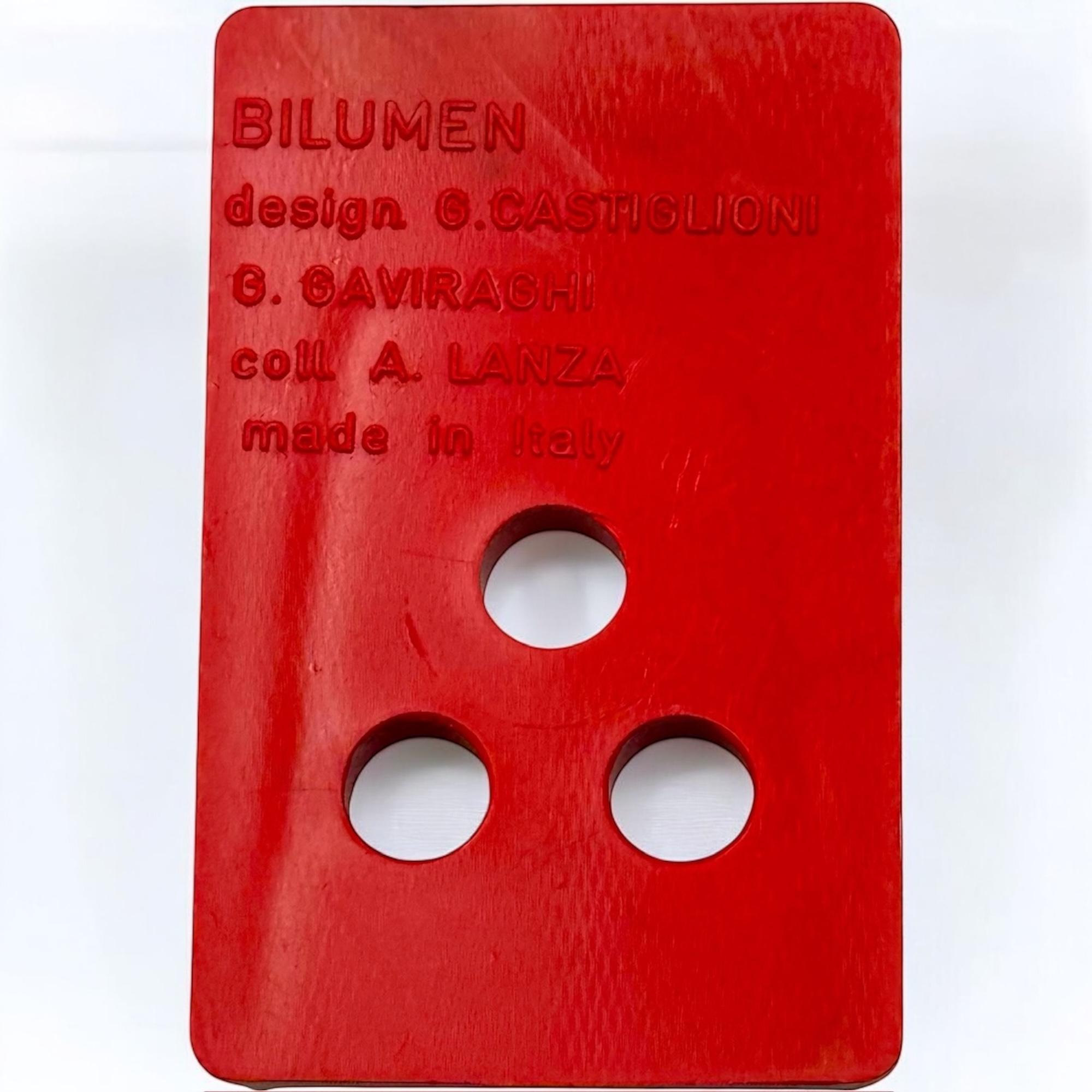 Colgadores de pared rojos de diseño italiano de Castiglioni para Bilumen, set de 3 Plástico en venta