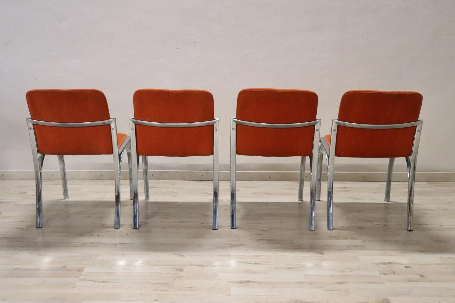 Italian Design Set of Four Chairs in Chromed Metal and Orange Velvet, 1970s For Sale 3