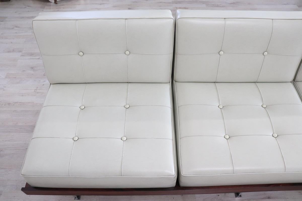 Ensemble de canapés italiens Design/One par Saporiti avec Label original, circa 1960s en vente 3