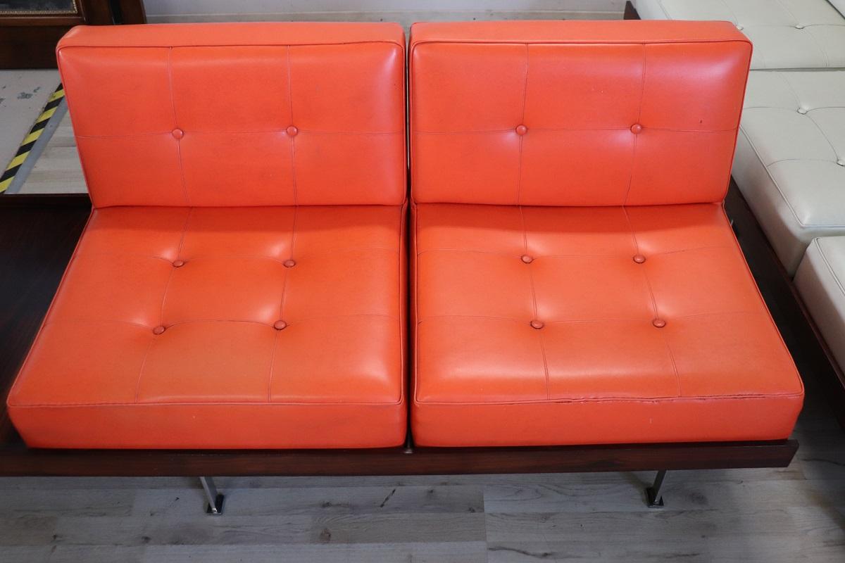 Ensemble de canapés italiens Design/One par Saporiti avec Label original, circa 1960s en vente 6
