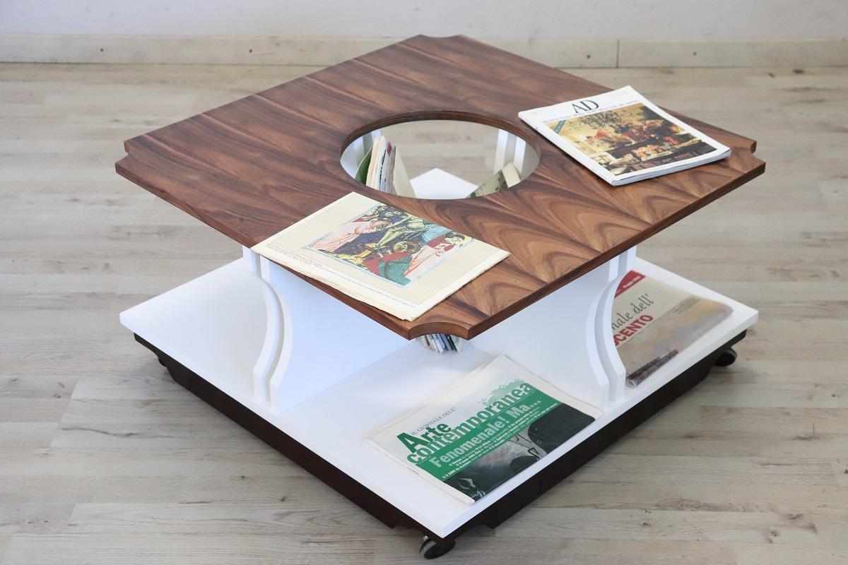 Mesa de centro cuadrada de diseño italiano, años 70 RESTAURADA en venta 2