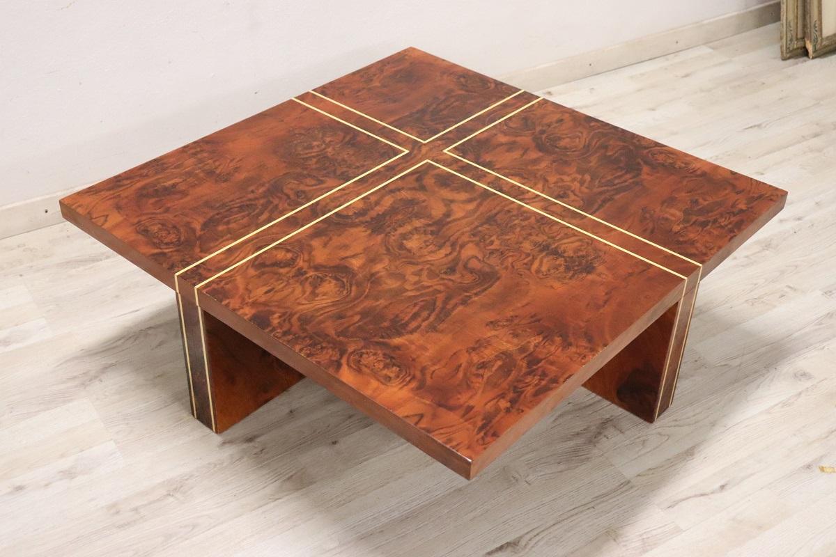 Veneer Italian Design Square Coffee Table in Walnut Burl, 1970s For Sale