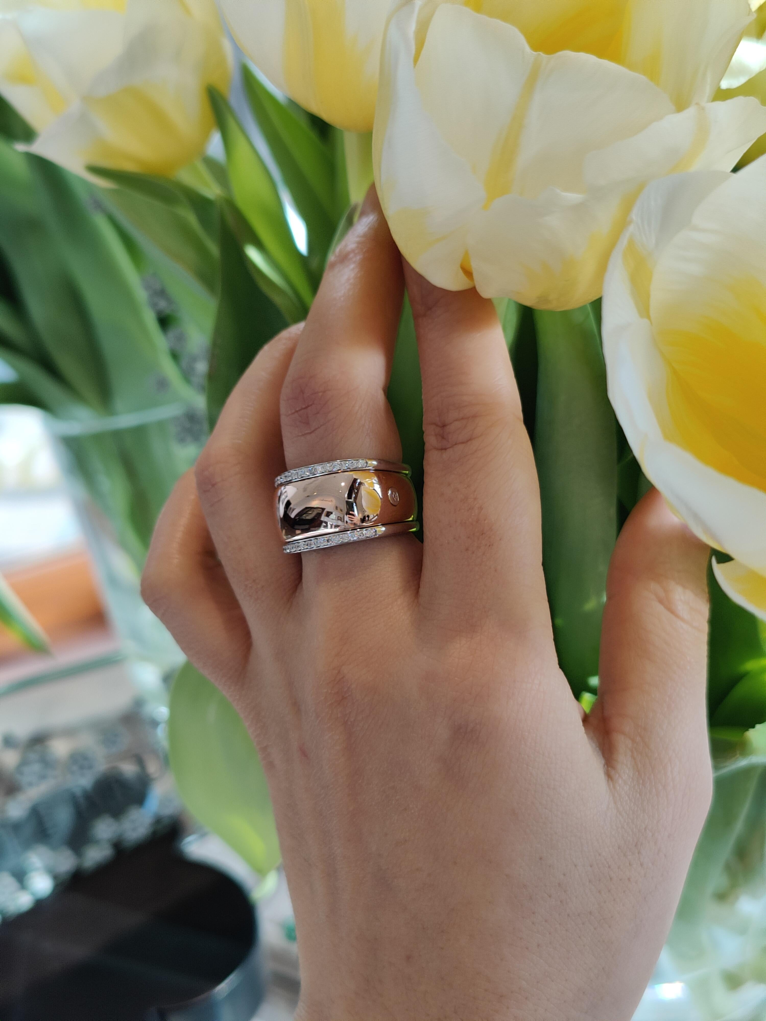Italian Design Square Ring in 18 Karat Pink and White Gold with Diamonds In New Condition For Sale In Amsterdam, NL