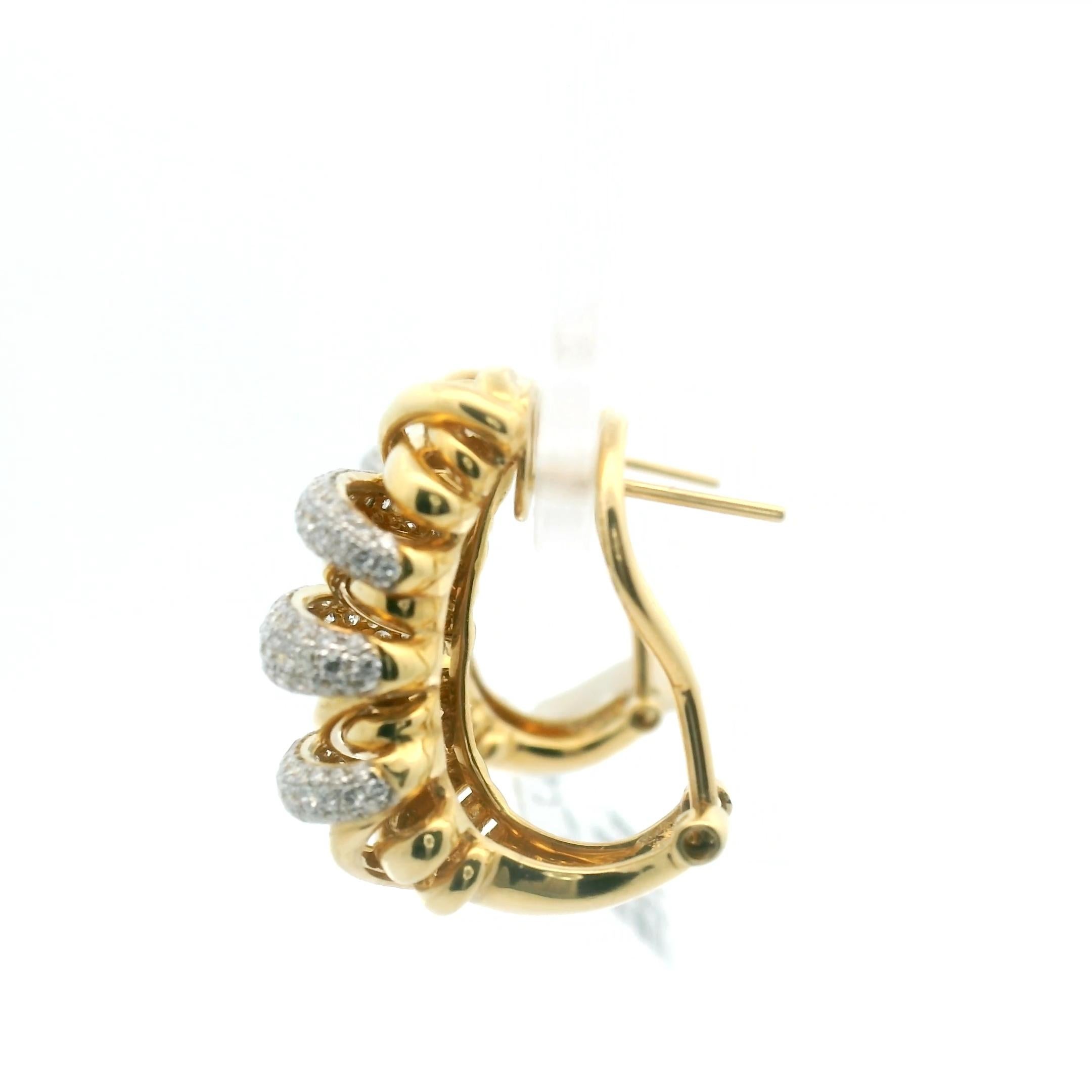 Italienisches Design Statement Pavé 18K Gelbgold Diamant French Clip Post Ohrringe (Moderne) im Angebot