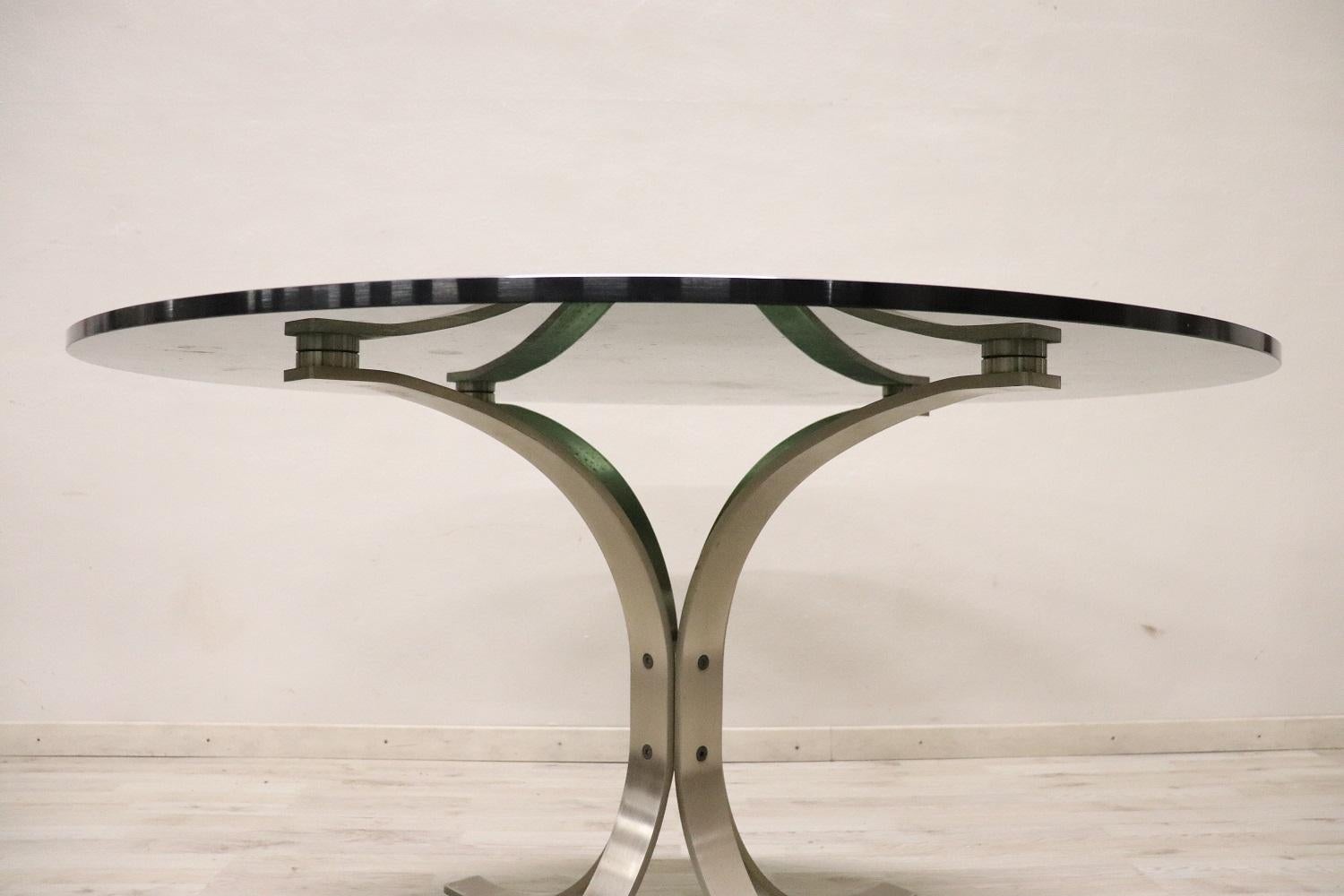 Italian Design Steel and Smoked Glass Top Round Dining Table, 1970s 1