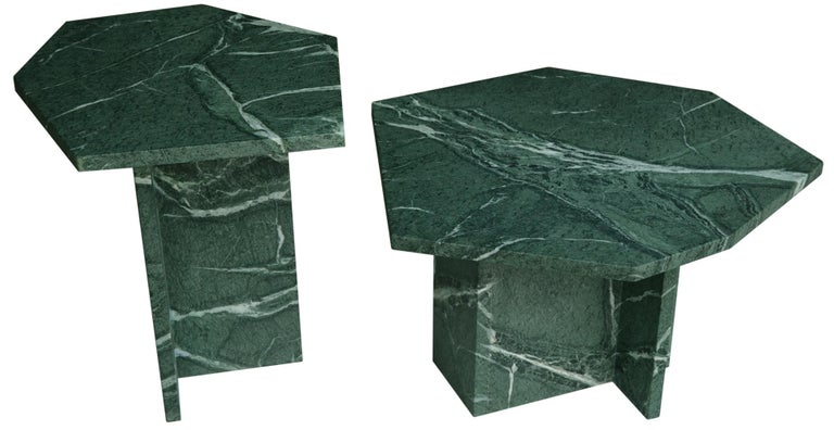 Hand-Crafted Italian Design Style Set of Two Coffee or Nesting Tables Green Marble Handmade For Sale