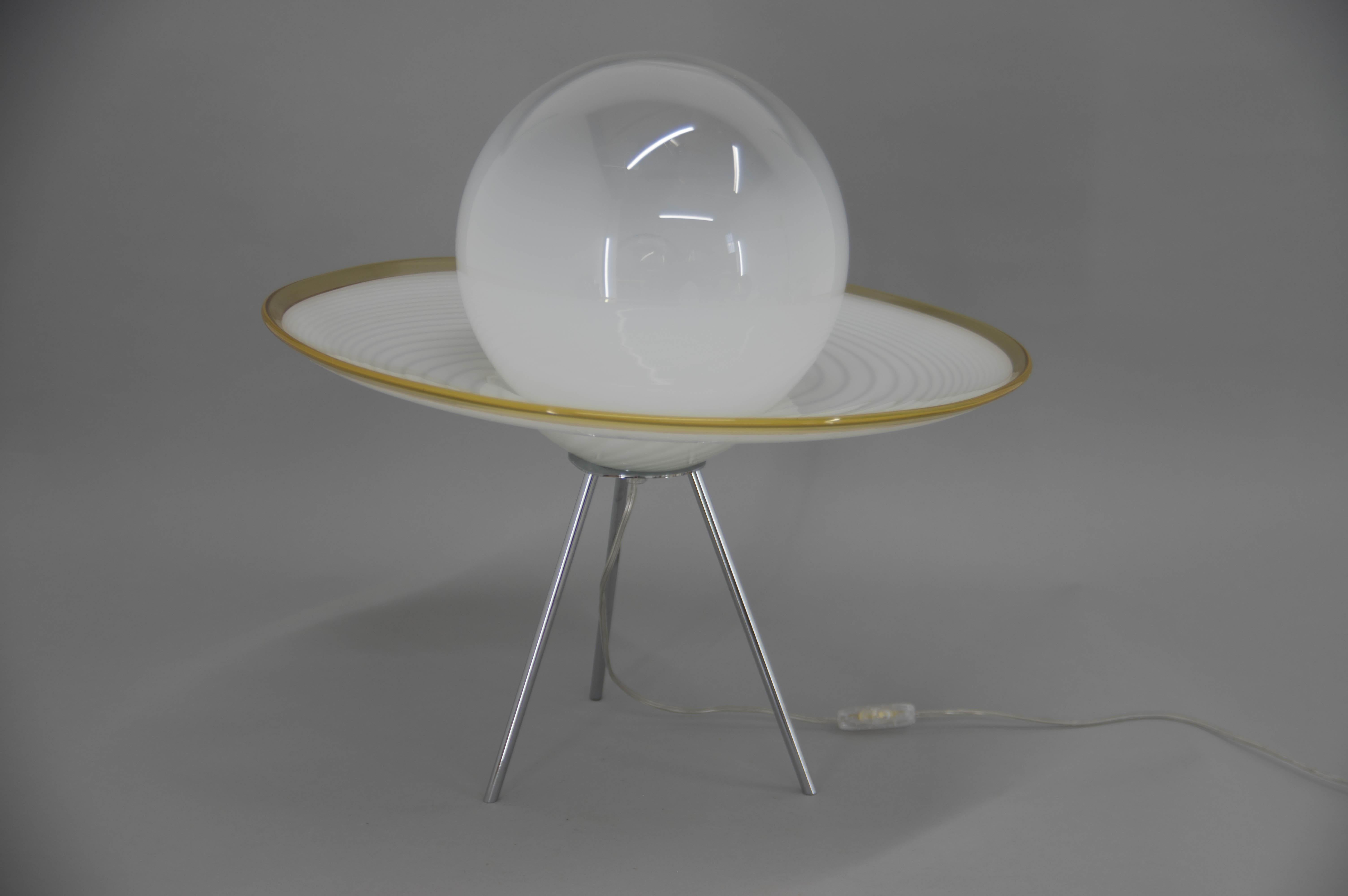 Lampe de table ou de sol de Murano de conception italienne, années 2000 en vente 2