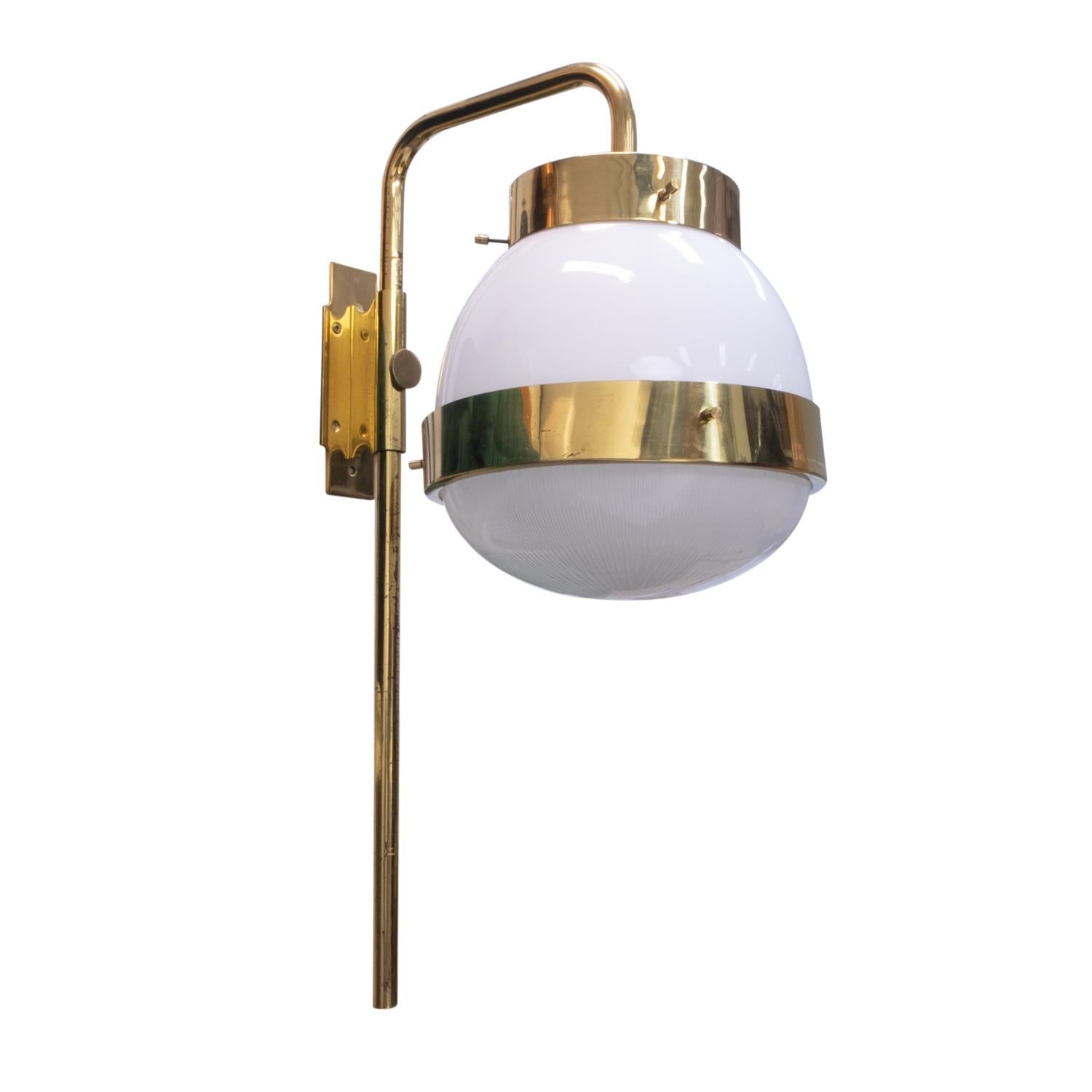 A “Delta” wall lamp by Sergio Mazza for Artemide.

Italian designer Sergio Mazza (1931) has received several awards for his work during his career. This includes the well-known Compasso d’Oro (1960) for his Delta lamp that was designed for