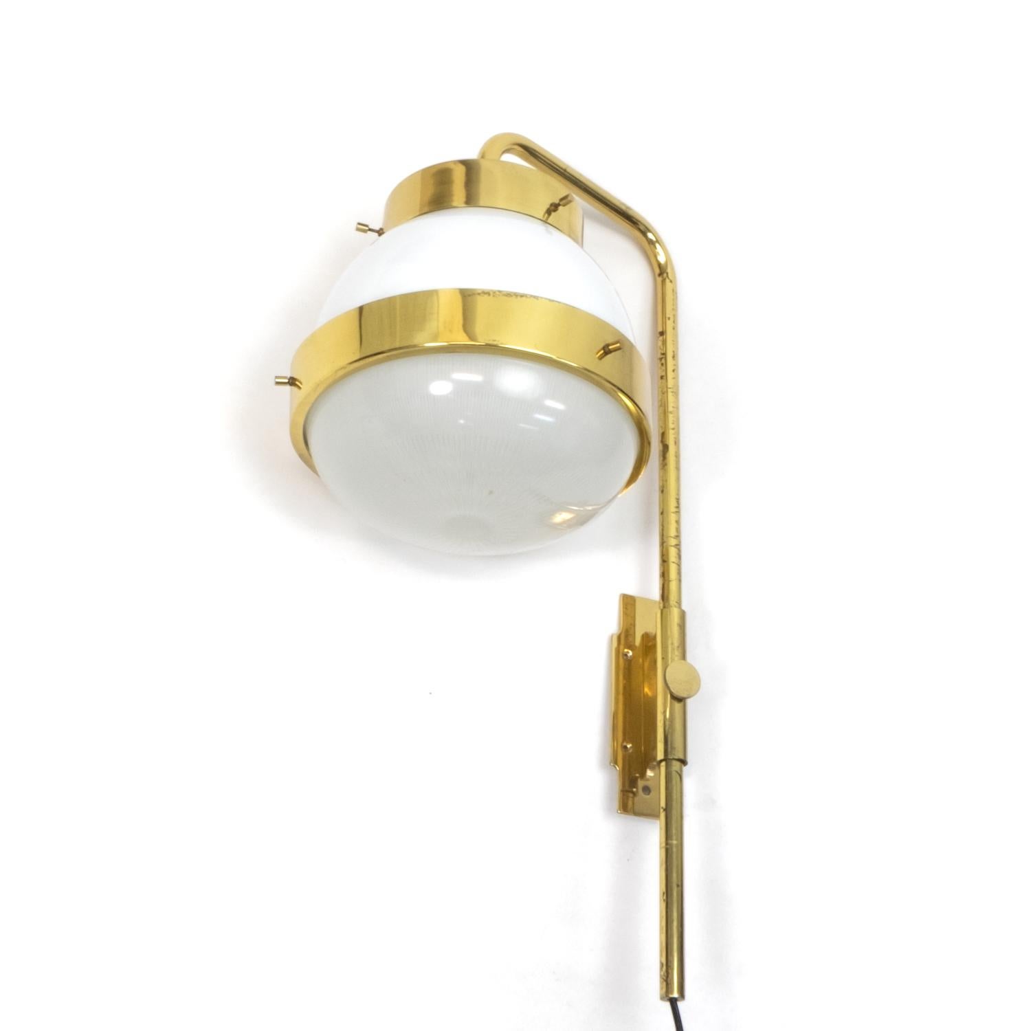 Mid-Century Modern Italian Design Vintage Brass Wall Lamp by Sergio Mazza, 1960s For Sale