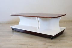 Table basse en bois au design italien, 1970 RESTAUREE