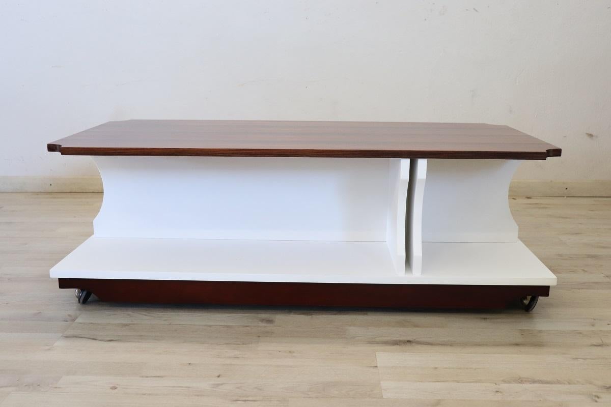 Late 20th Century Italian Design Wooden Coffee Table, 1970s RESTORED For Sale