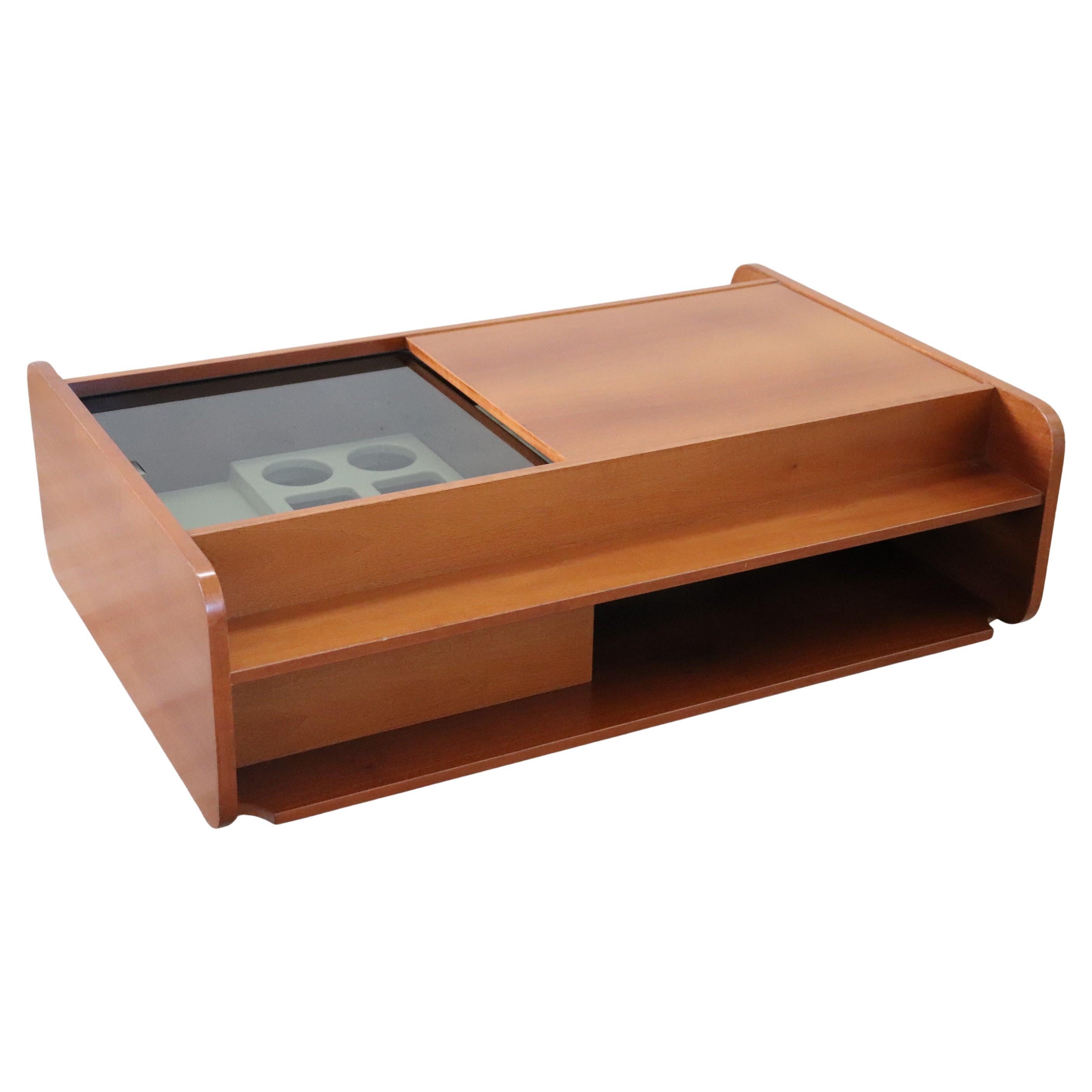 Italian Design Wooden Coffee Table with Bar Compartment, 1970s For Sale