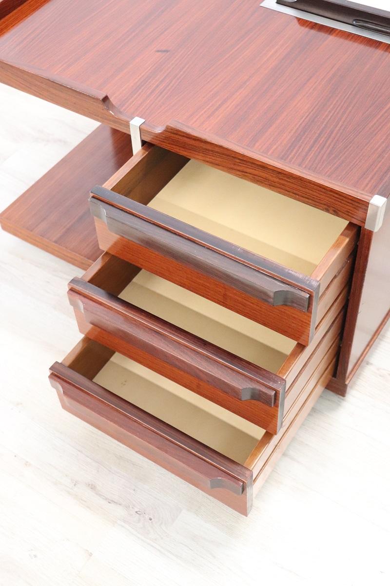 Italian Design Wooden Square Storage Coffee Table, 1960s In Good Condition In Casale Monferrato, IT