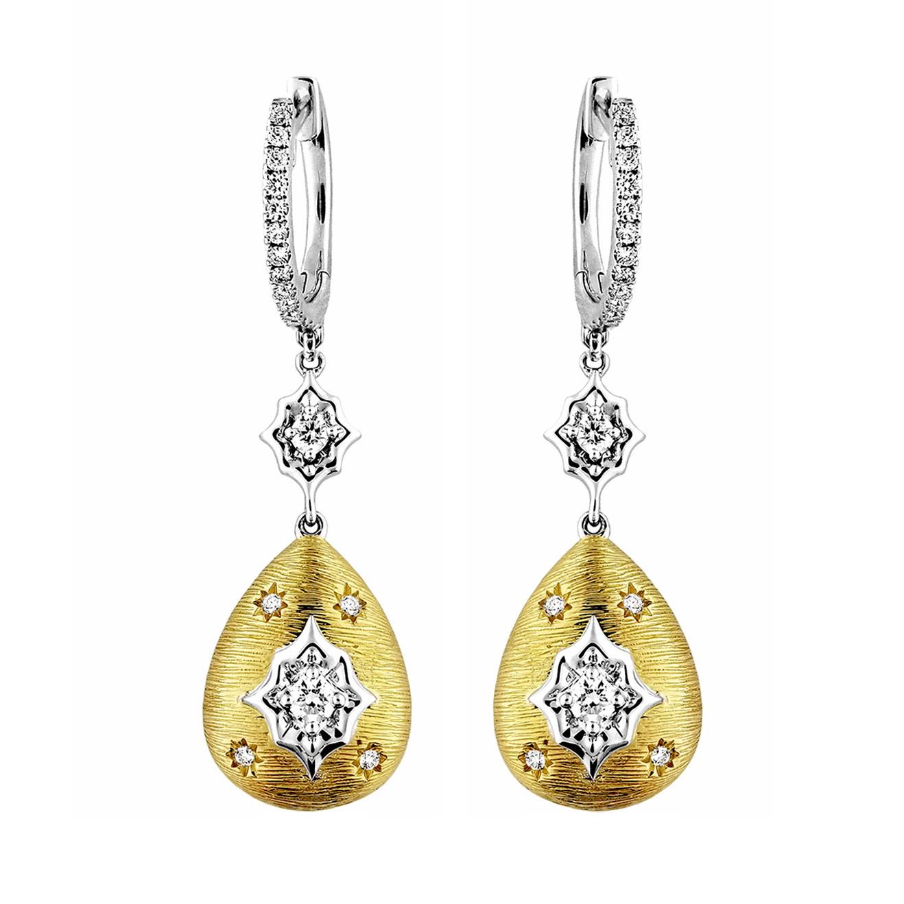Produced by award winning Italian designer Stefano Vitolo. Stefano creates custom artisanal one of a kind jewelry with excellent gemstones in a truly old world Italian craftmanship.
These handcrafted earring have 0.35 total carat weight of F/G