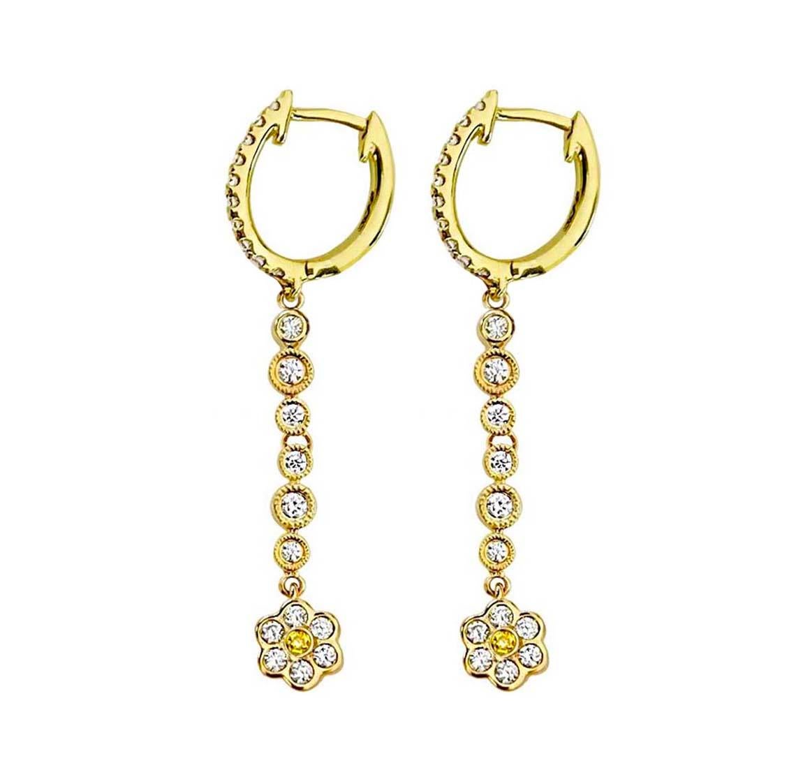 Produced by award winning Italian designer Stefano Vitolo. Stefano creates custom artisanal one of a kind jewelry with excellent gemstones in a truly old world Italian craftmanship.
This handcrafted earrings has 0.49 total carat weight of F/G color