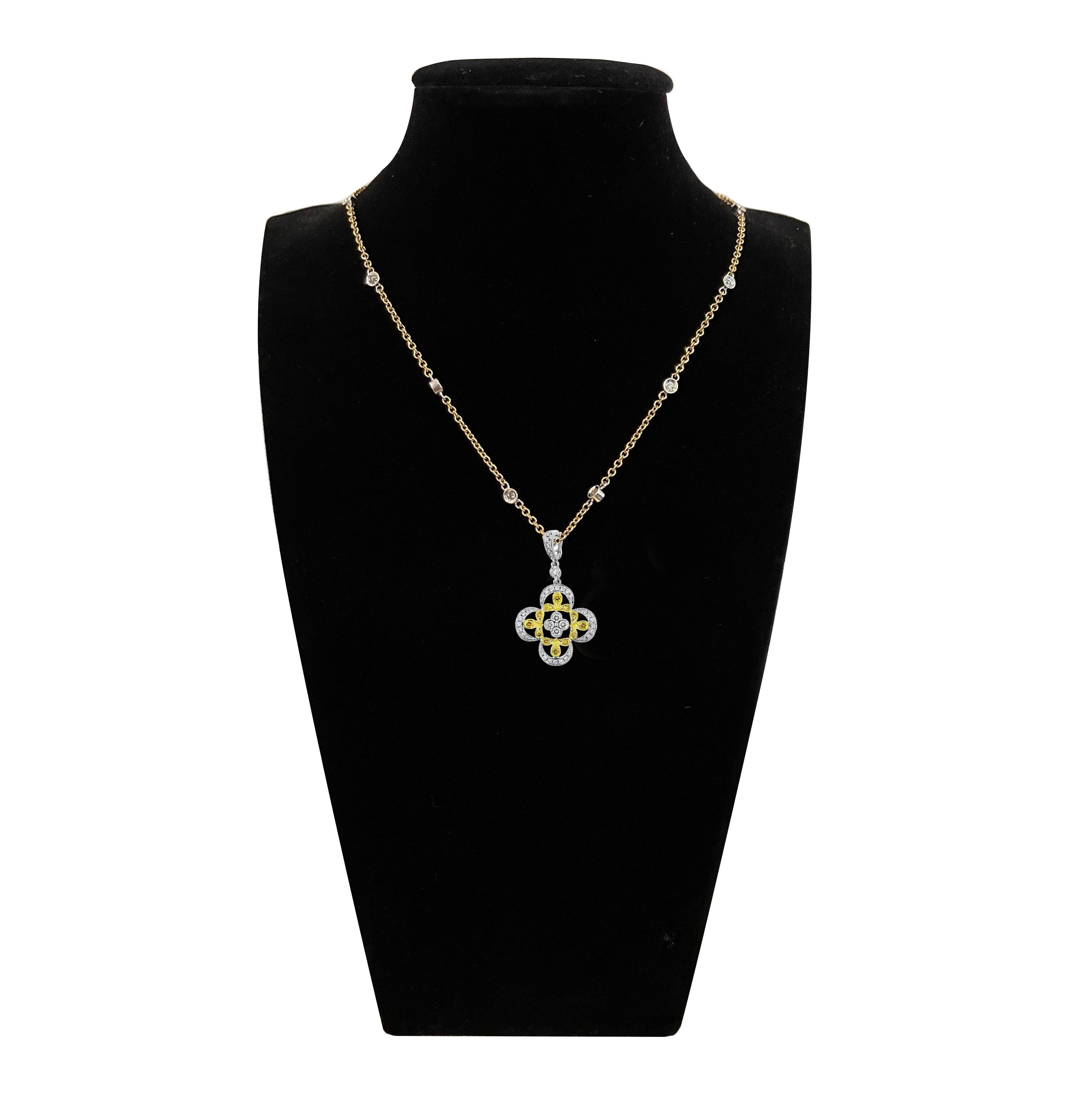 Round Cut Italian Designer 18 Karat Gold Flower Motif Diamond Pendant For Sale