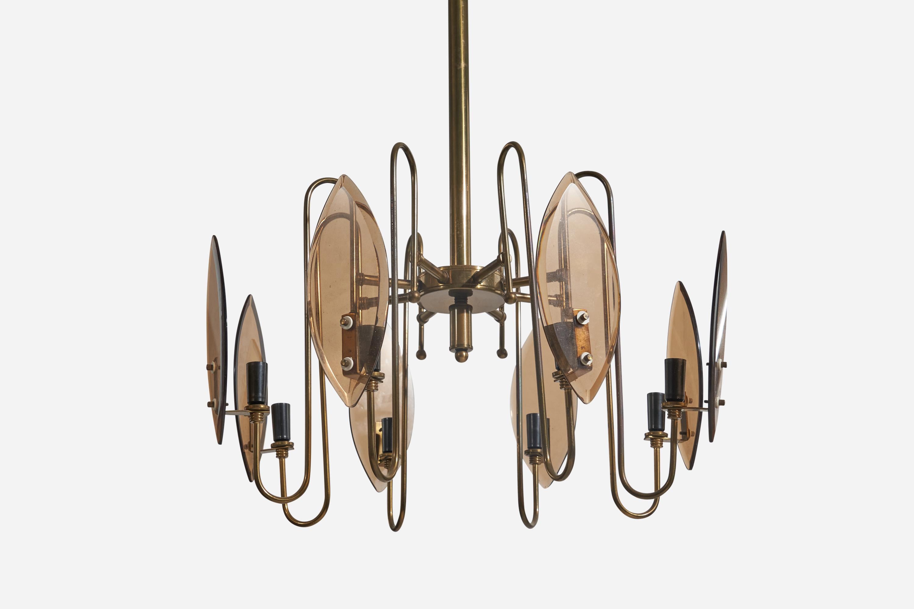 Italian Designer, 8-light Chandelier, Brass, Glass, Italy, 1950s In Good Condition For Sale In High Point, NC