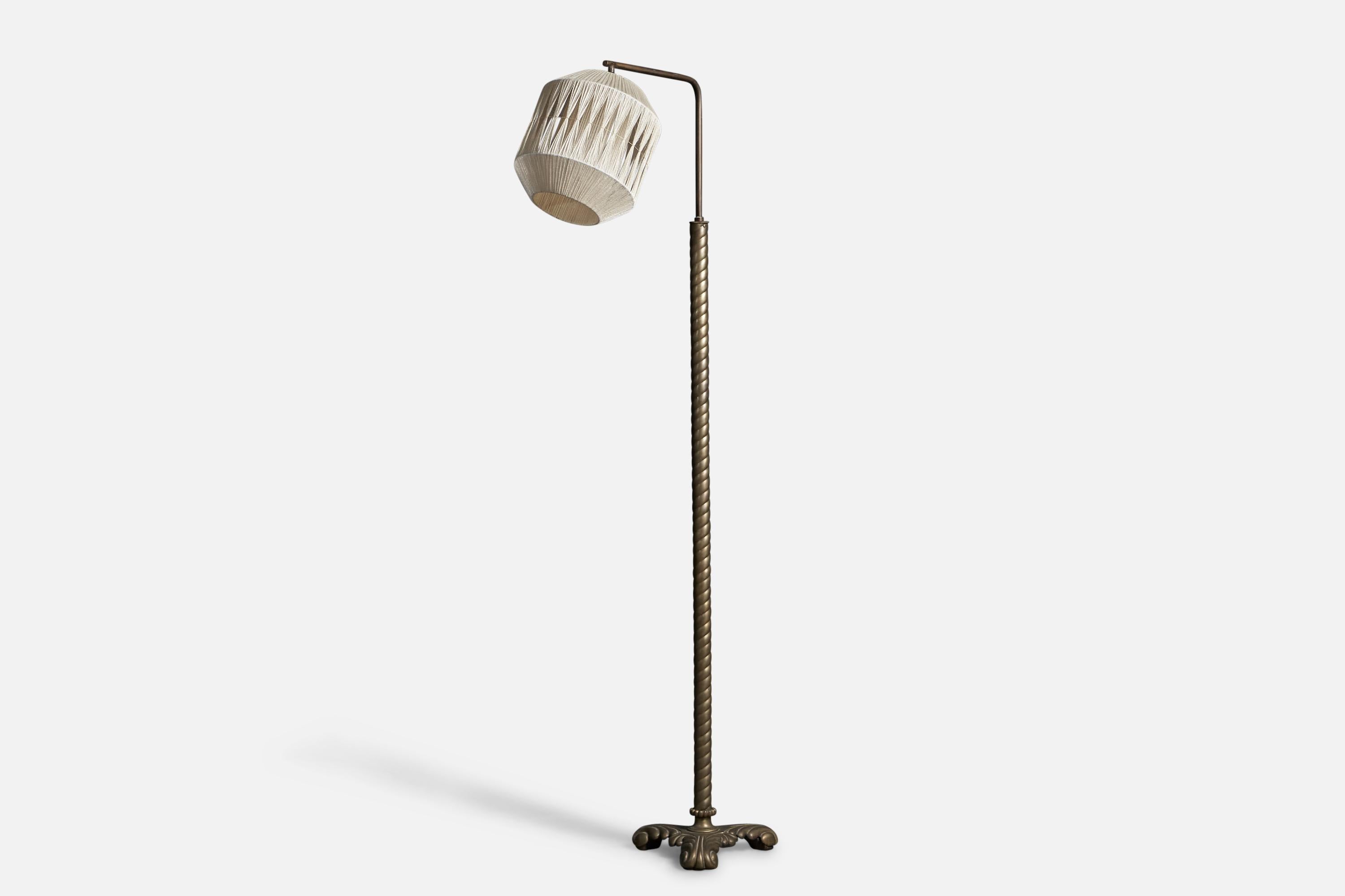 Italian Designer, Adjustable Floor Lamp, Brass, Fabric, Italy, 1930s In Good Condition For Sale In High Point, NC