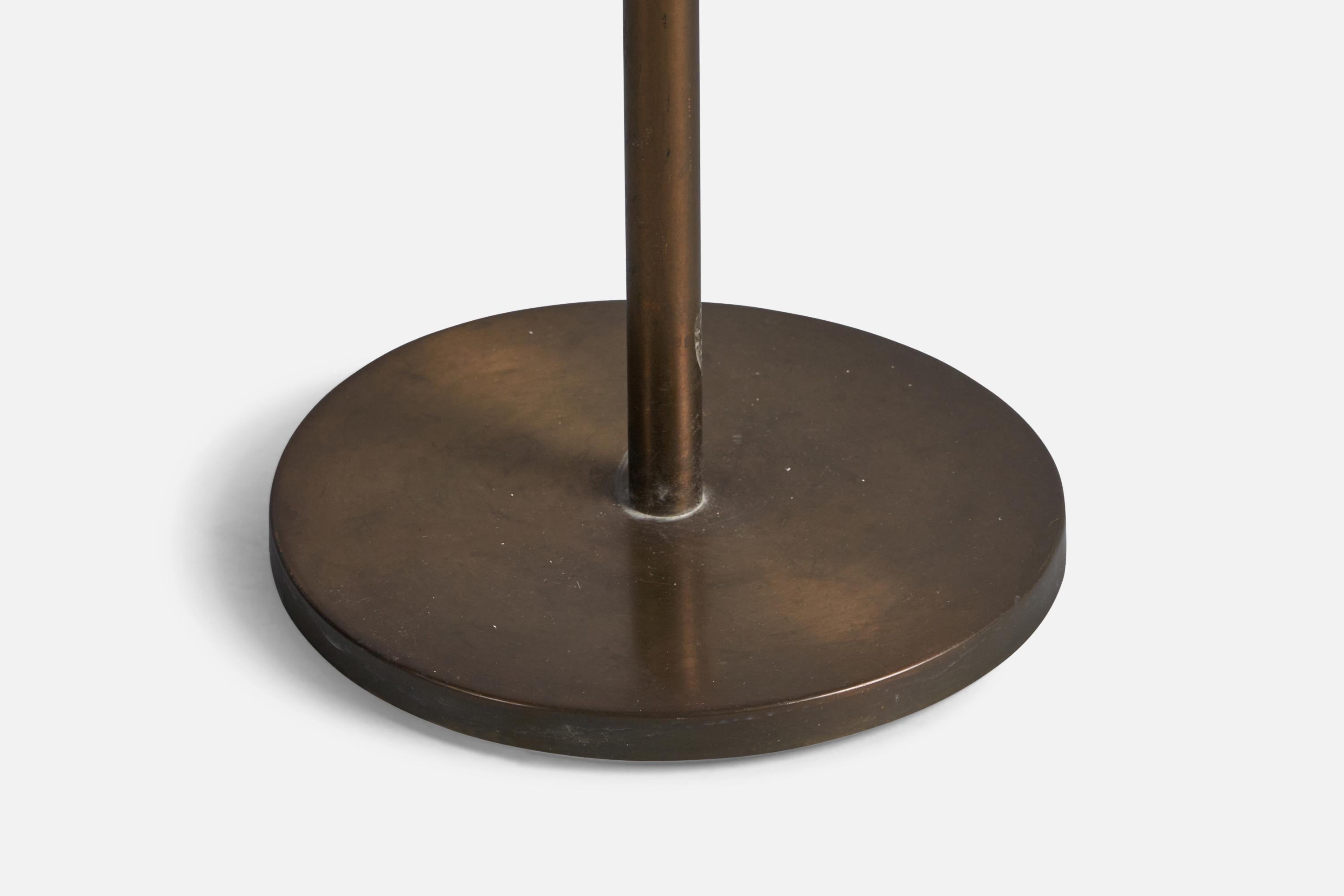 Mid-20th Century Italian Designer, Adjustable Floor Lamp, Brass, Fabric, Italy, 1940s For Sale