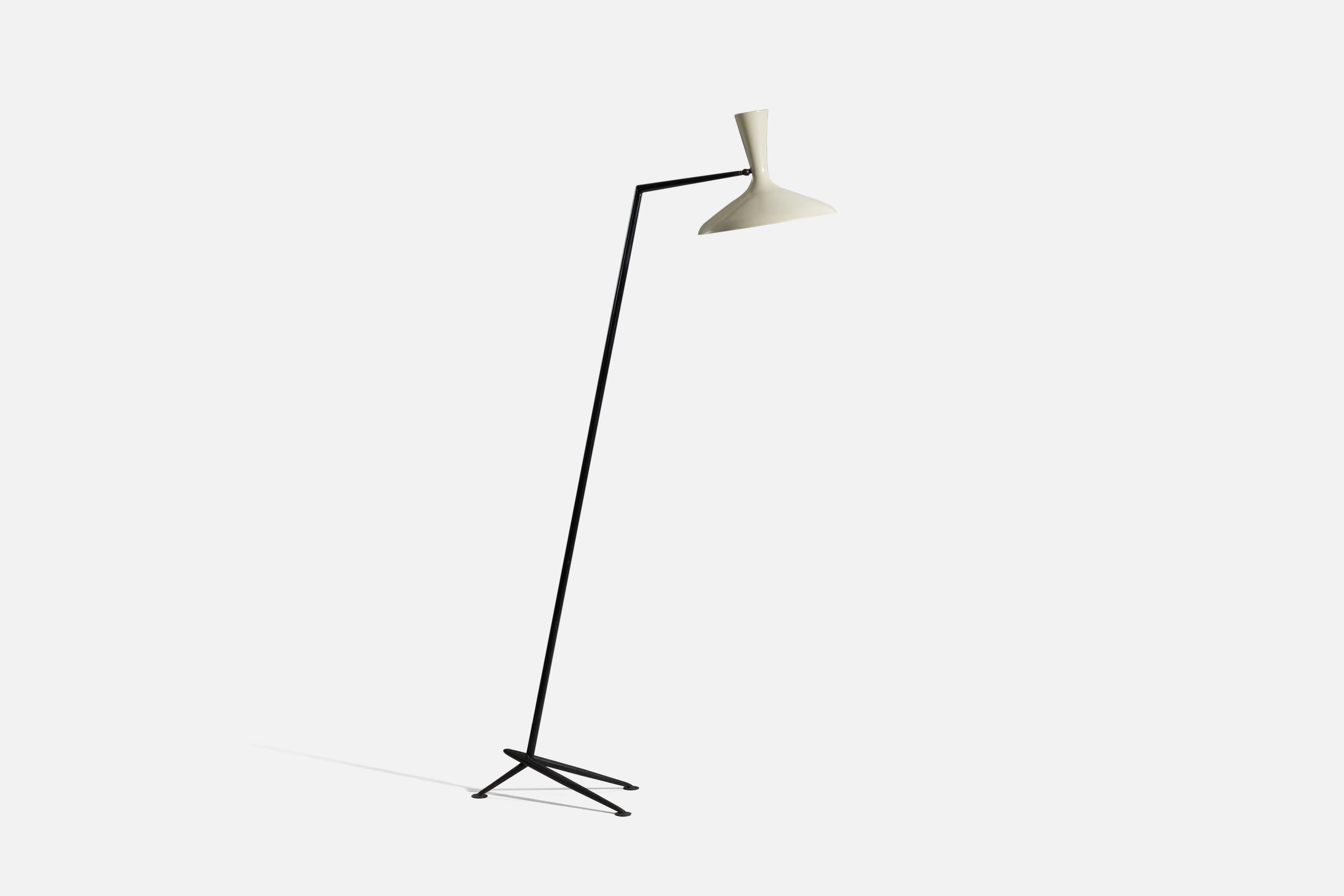 Mid-20th Century Italian Designer, Adjustable Floor Lamp, Brass, Metal, Italy, 1950s For Sale