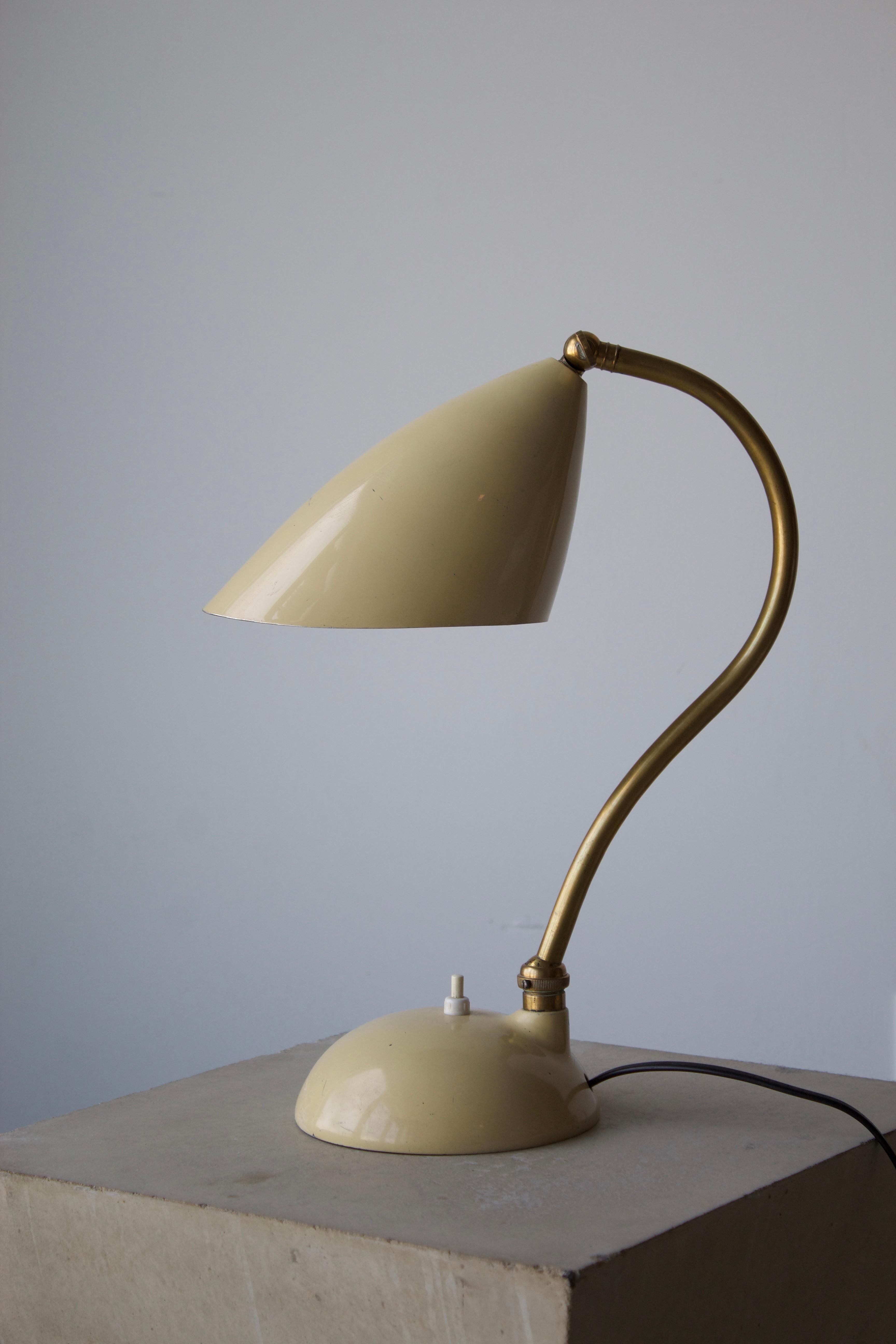 Mid-Century Modern Italian Designer, Adjustable Table Lamp, Brass, Lacquered Metal, 1950s