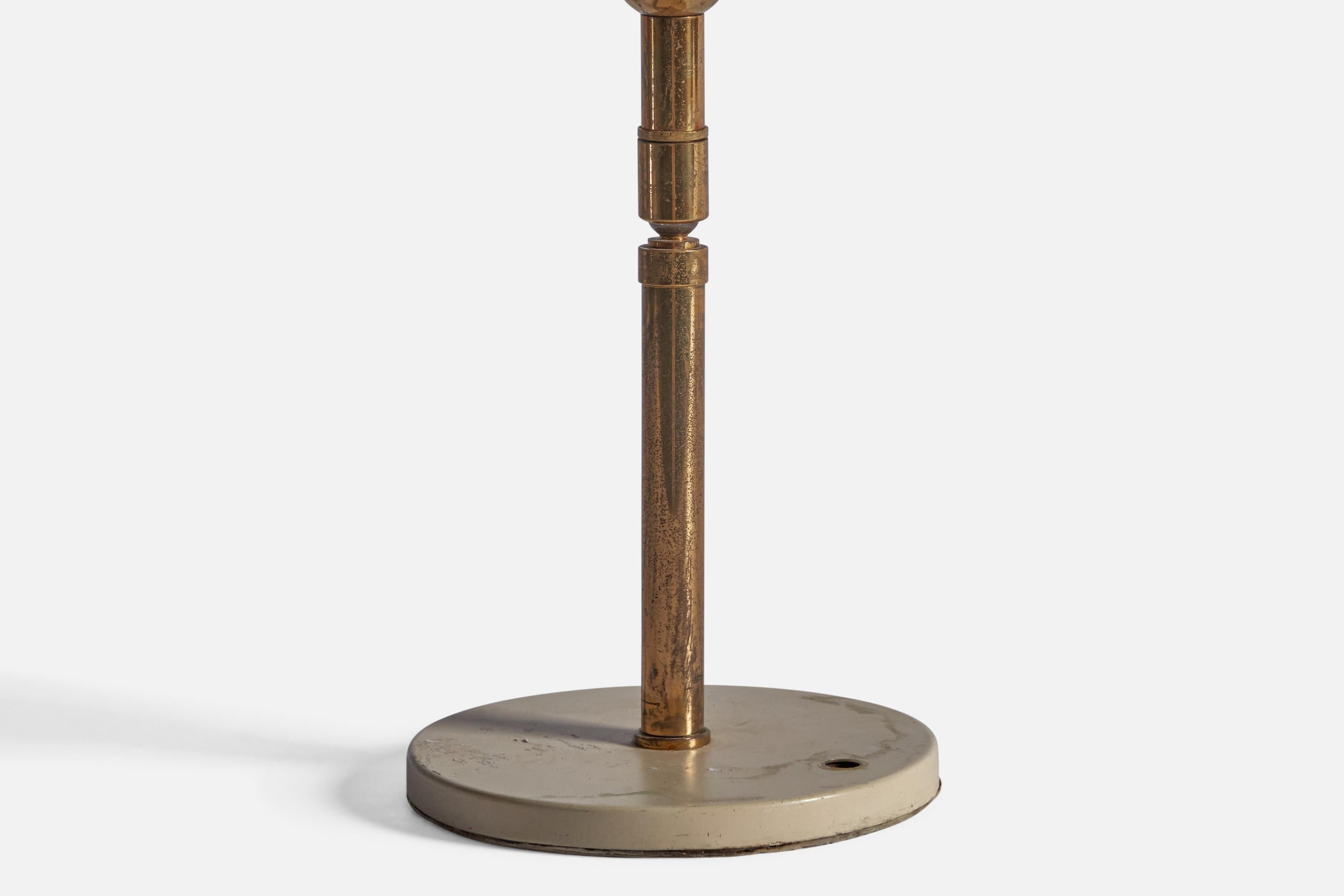 Italian Designer, Adjustable Table Lamp, Brass, Metal, Italy, 1940s For Sale 1