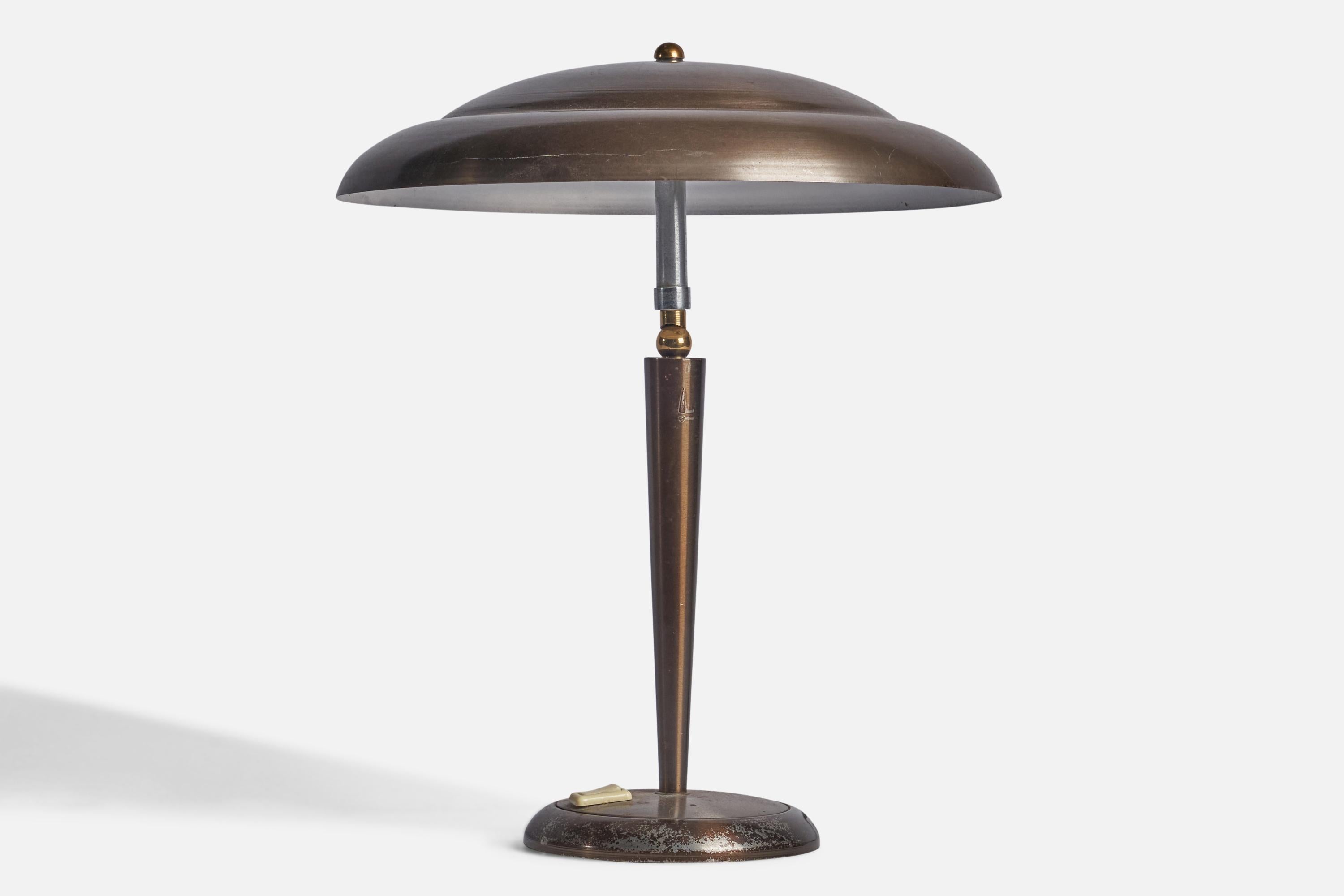 An adjustable table lamp designed and produced in Italy, 1950s.

Overall Dimensions (inches): 16” H x 13.25” Diameter
Bulb Specifications: E-26 Bulb
Number of Sockets: 2
All lighting will be converted for US usage. We are unable to confirm that any
