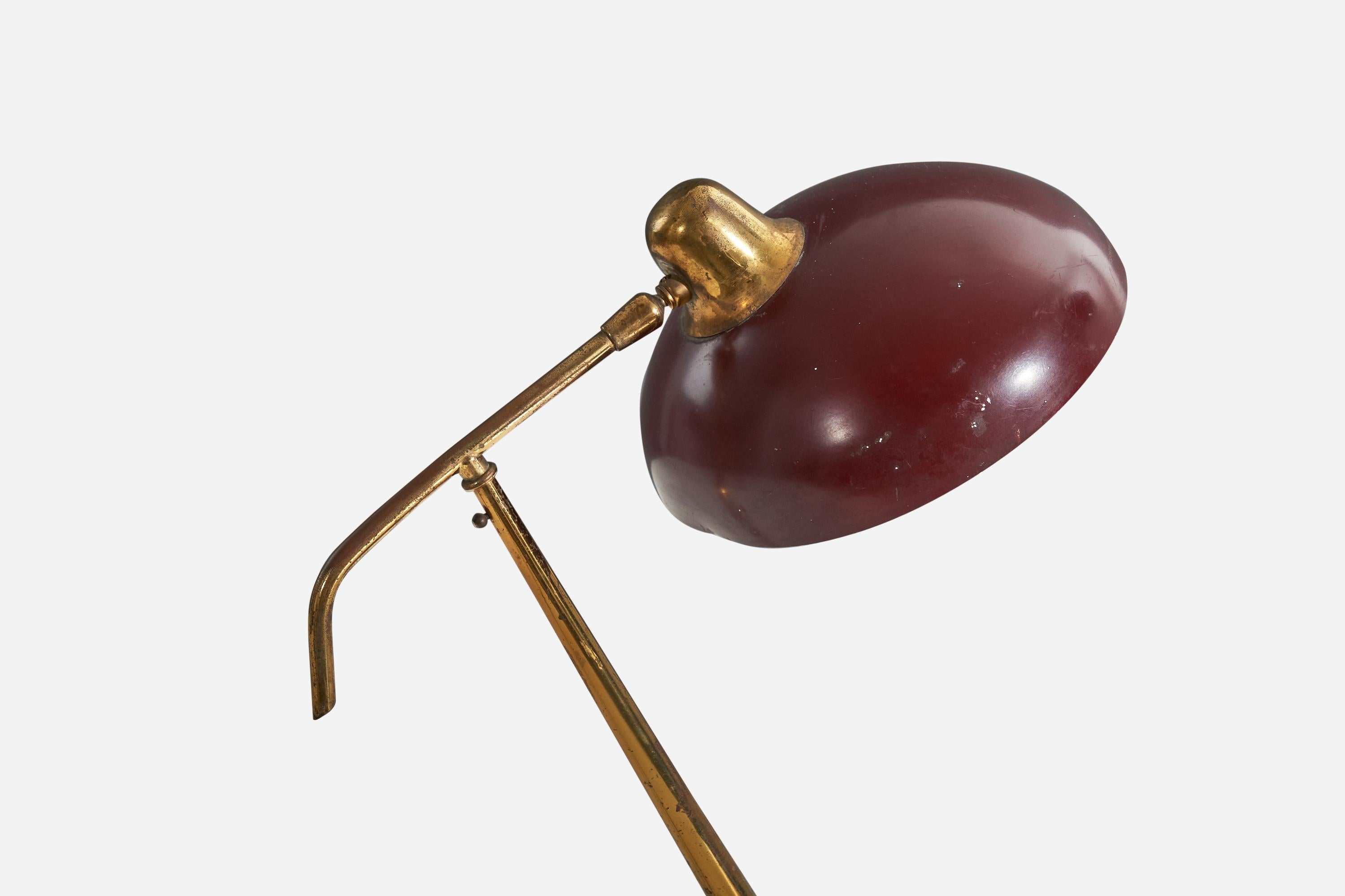 Mid-Century Modern Italian Designer, Adjustable Table Lamp, Brass, Red Metal, Italy, 1950s For Sale