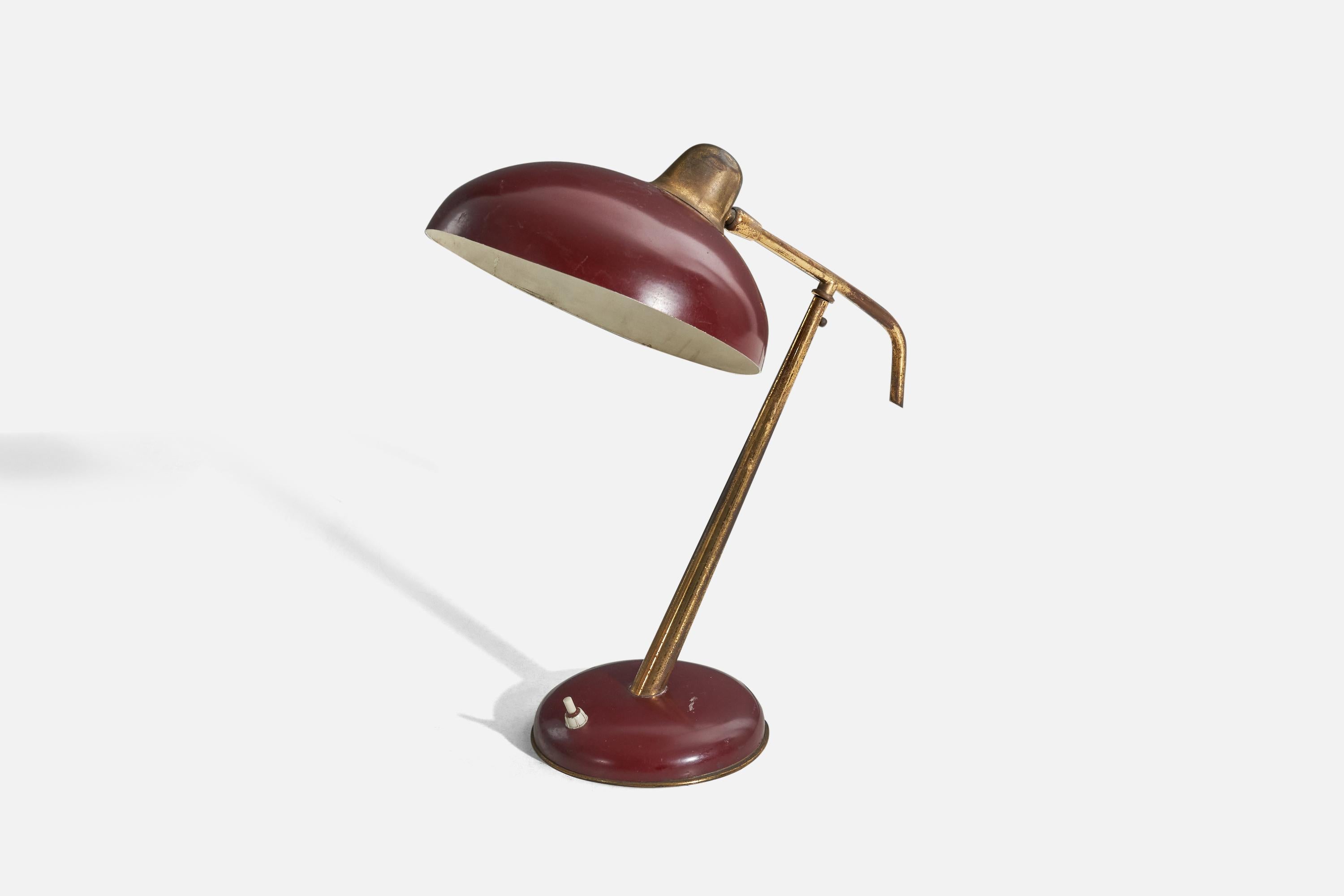 Italian Designer, Adjustable Table Lamp, Brass, Red Metal, Italy, 1950s In Good Condition For Sale In High Point, NC