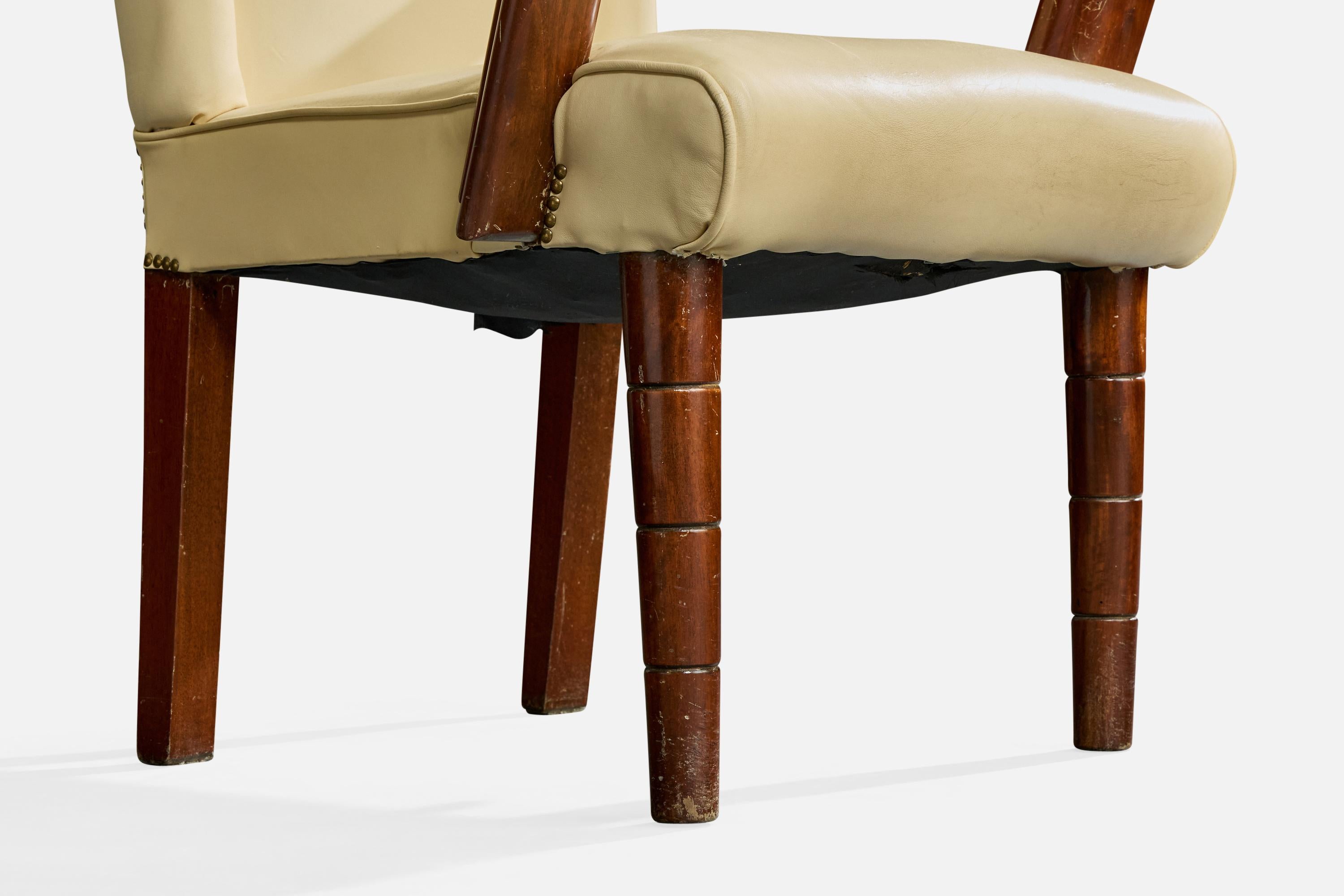 Italian Designer, Armchair, Wood, Vinyl, Italy, 1930s For Sale 9