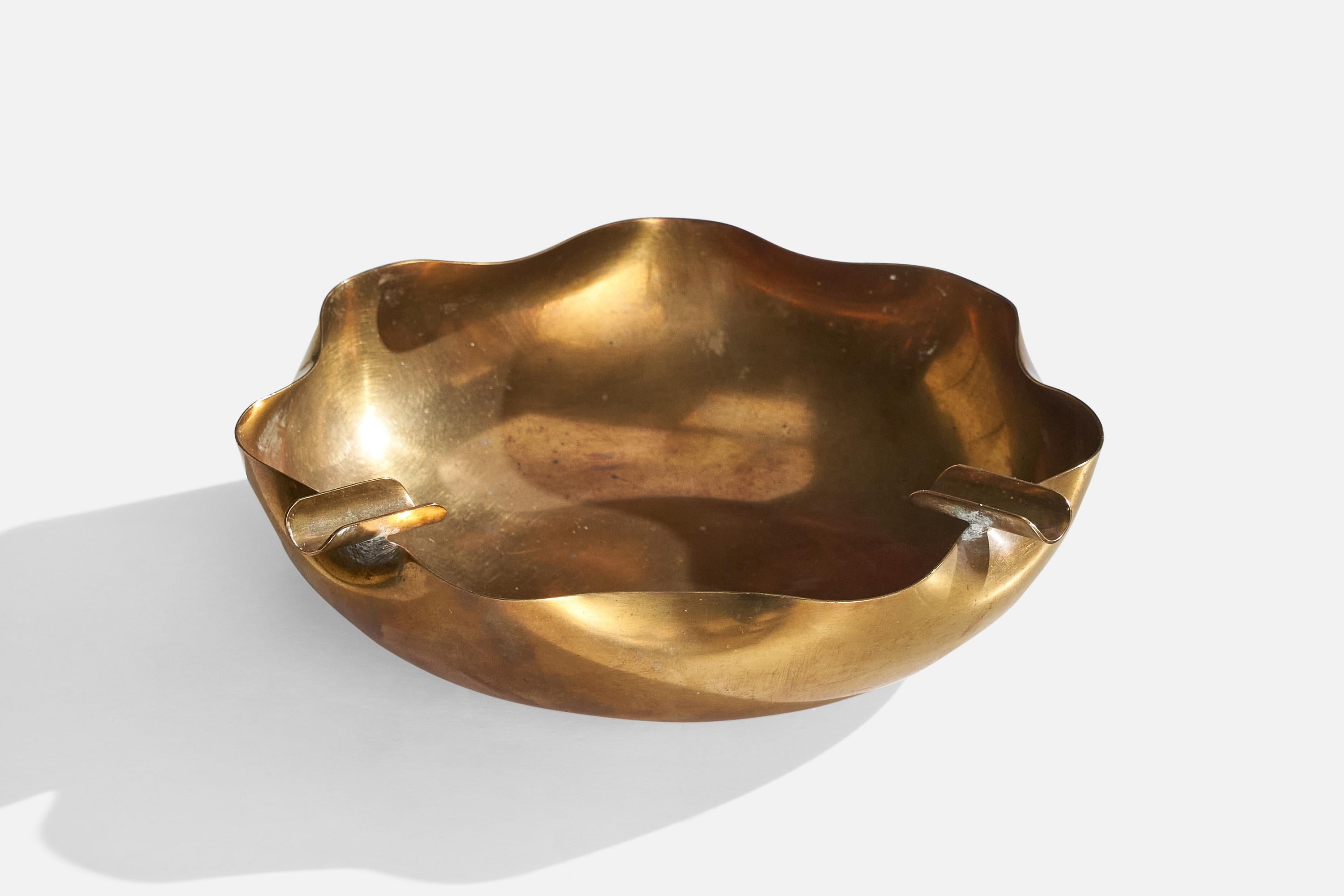 A brass ashtray designed and produced in Italy, c. 1950s.

