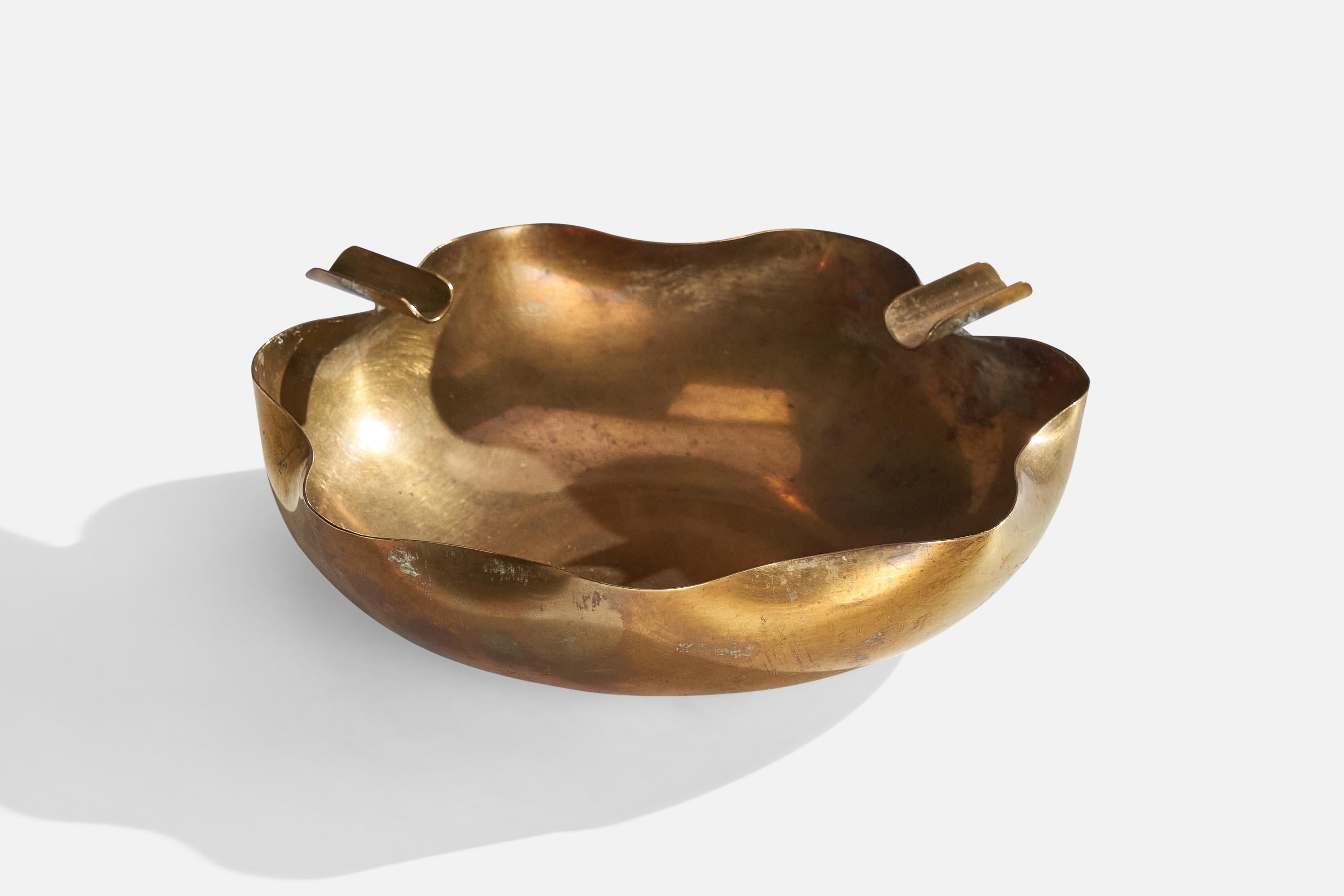 Mid-Century Modern Italian Designer, Ashtray, Brass, Italy, 1950s For Sale