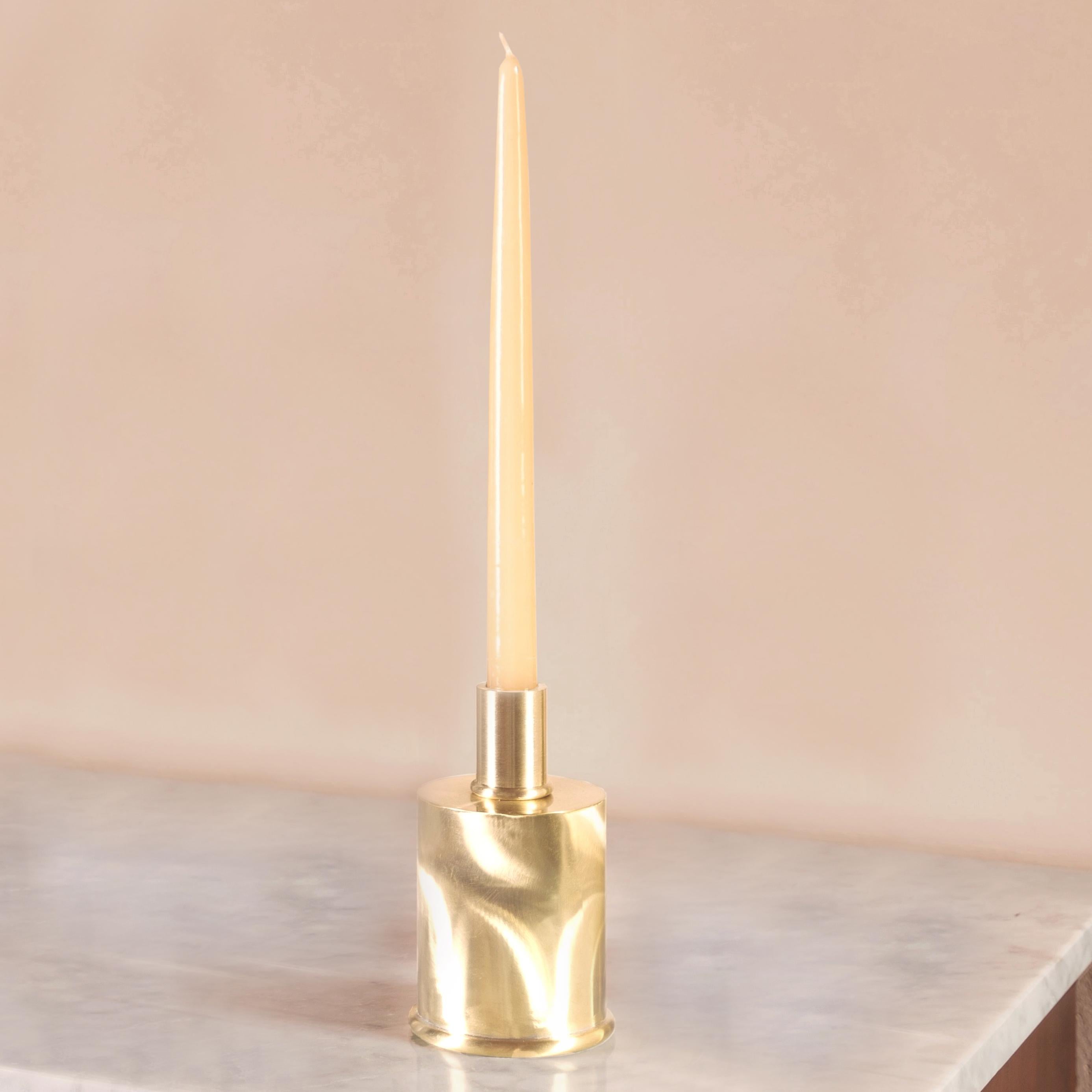 Italian Designer Brass Candle Holder with Moiré-Inspired Curved Form For Sale 1