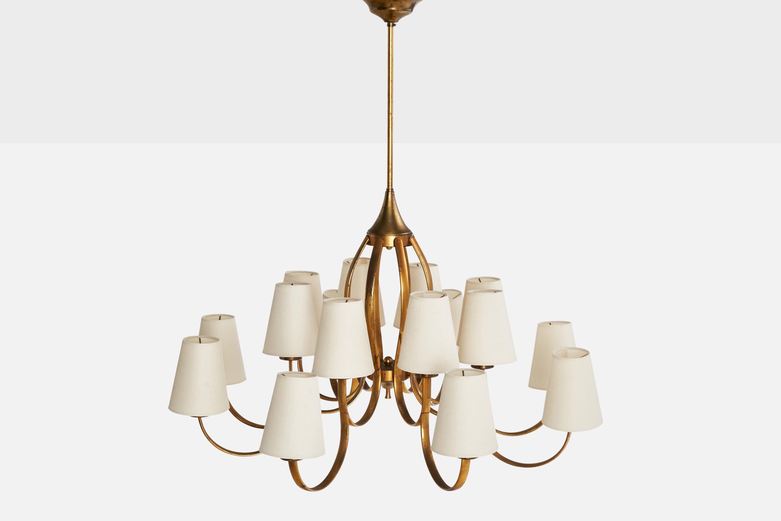Milieu du XXe siècle Designer italien, lustre, laiton, tissu, Italie, années 1950 en vente