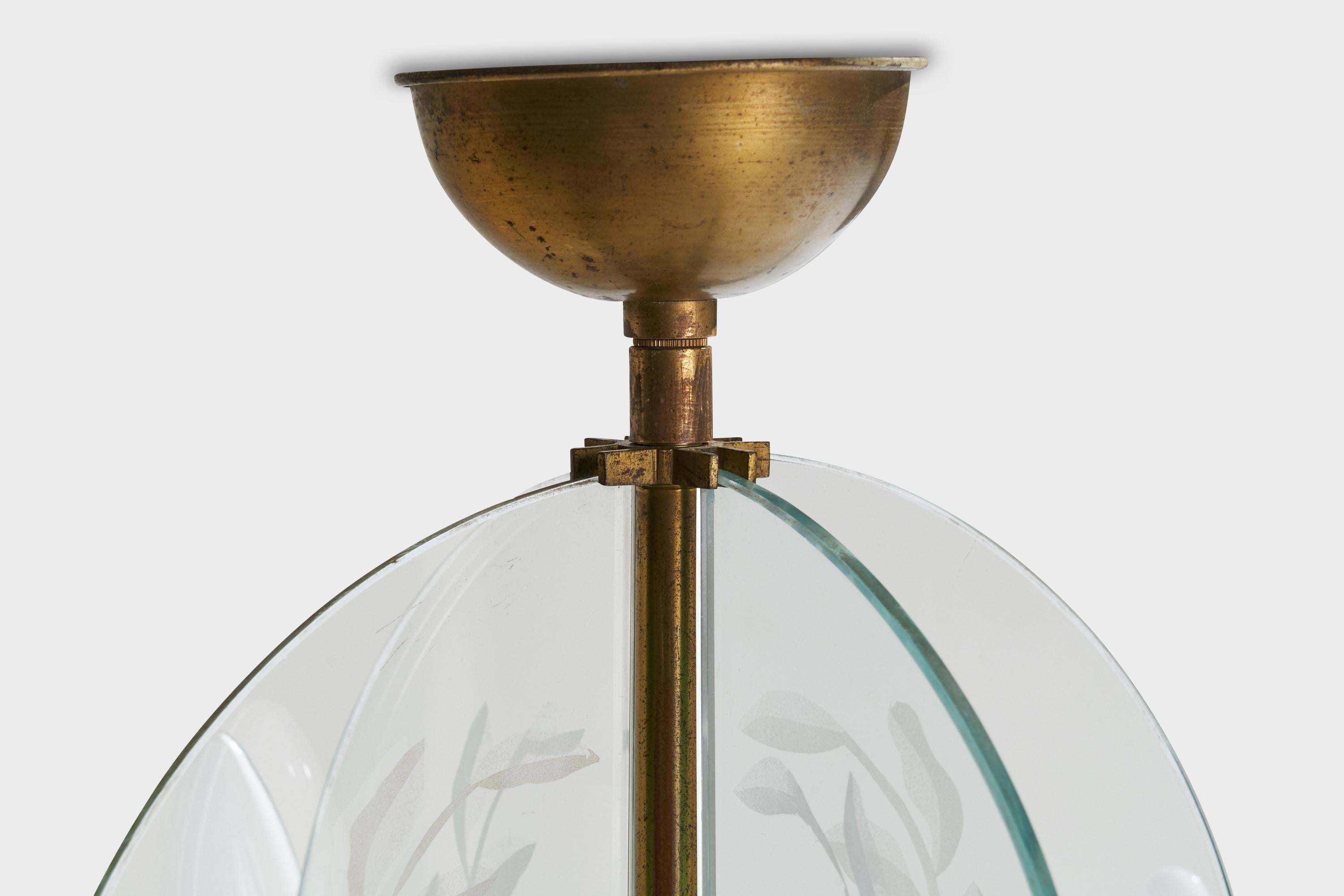 Milieu du XXe siècle Lustre de designer italien, laiton, verre, Italie, années 1930 en vente