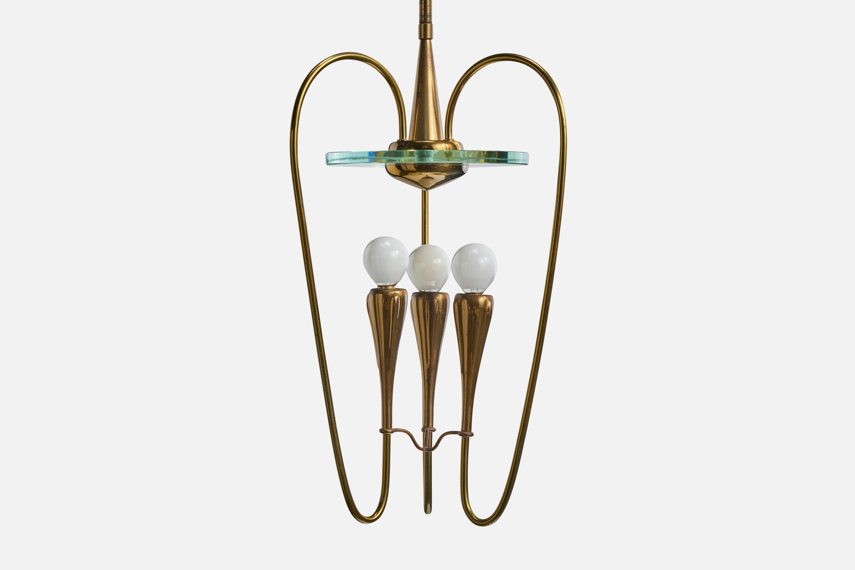 Milieu du XXe siècle Lustre de designer italien, laiton, verre, Italie, années 1940 en vente