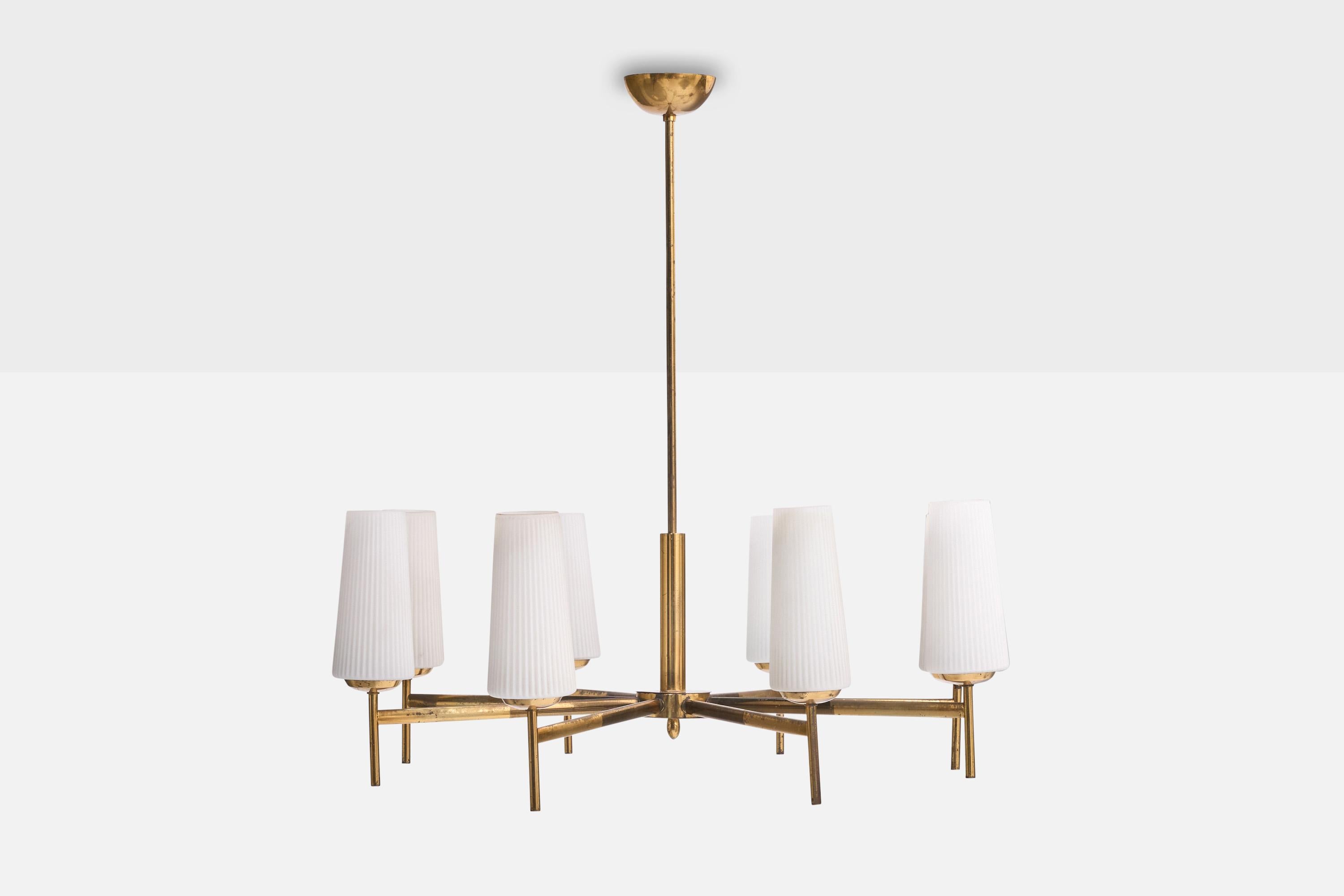 Italian Designer, Chandelier, Brass, Glass, Italy, 1950s In Good Condition For Sale In High Point, NC