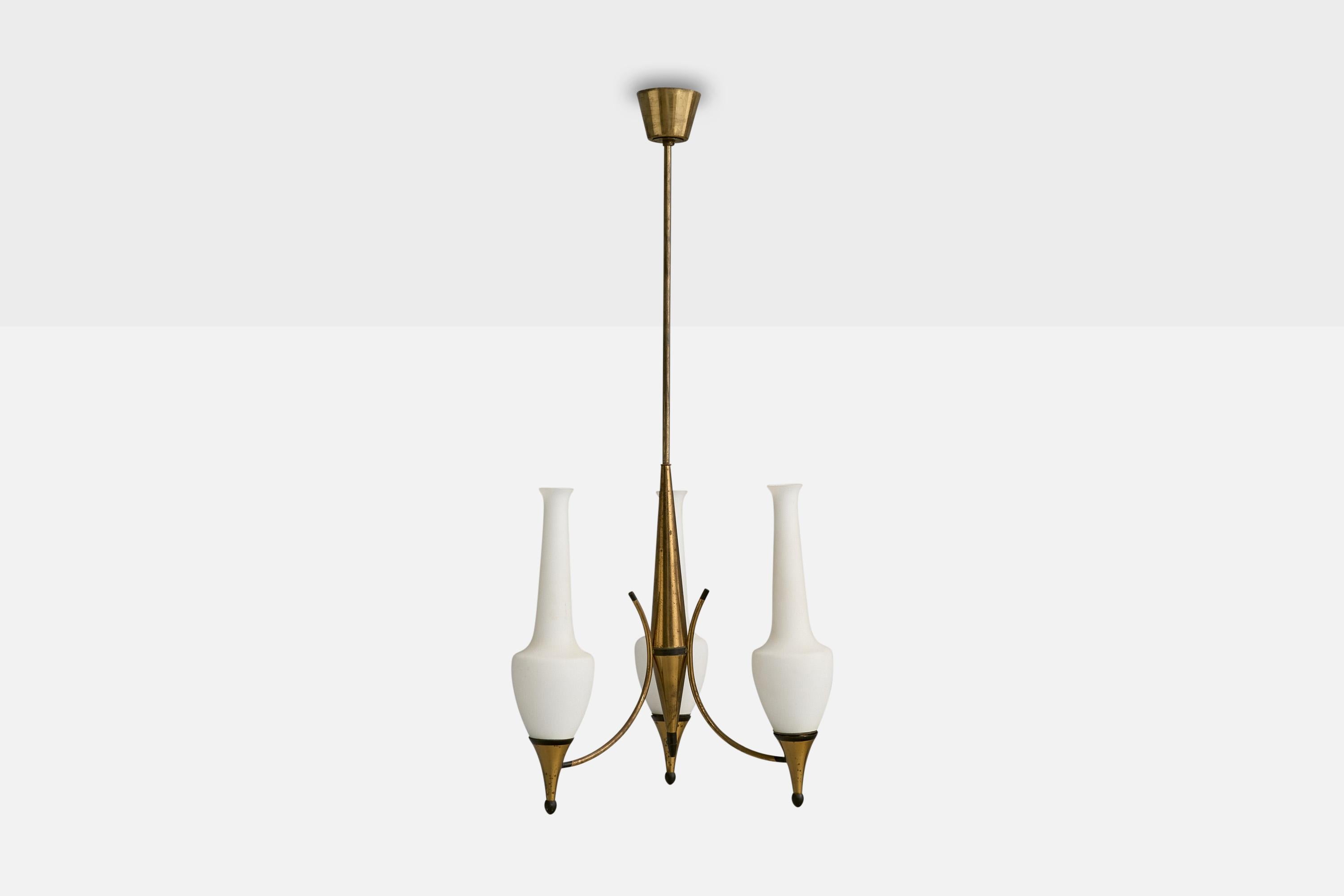 Italian Designer, Chandelier, Brass, Metal, Glass, Italy, 1960s In Good Condition For Sale In High Point, NC